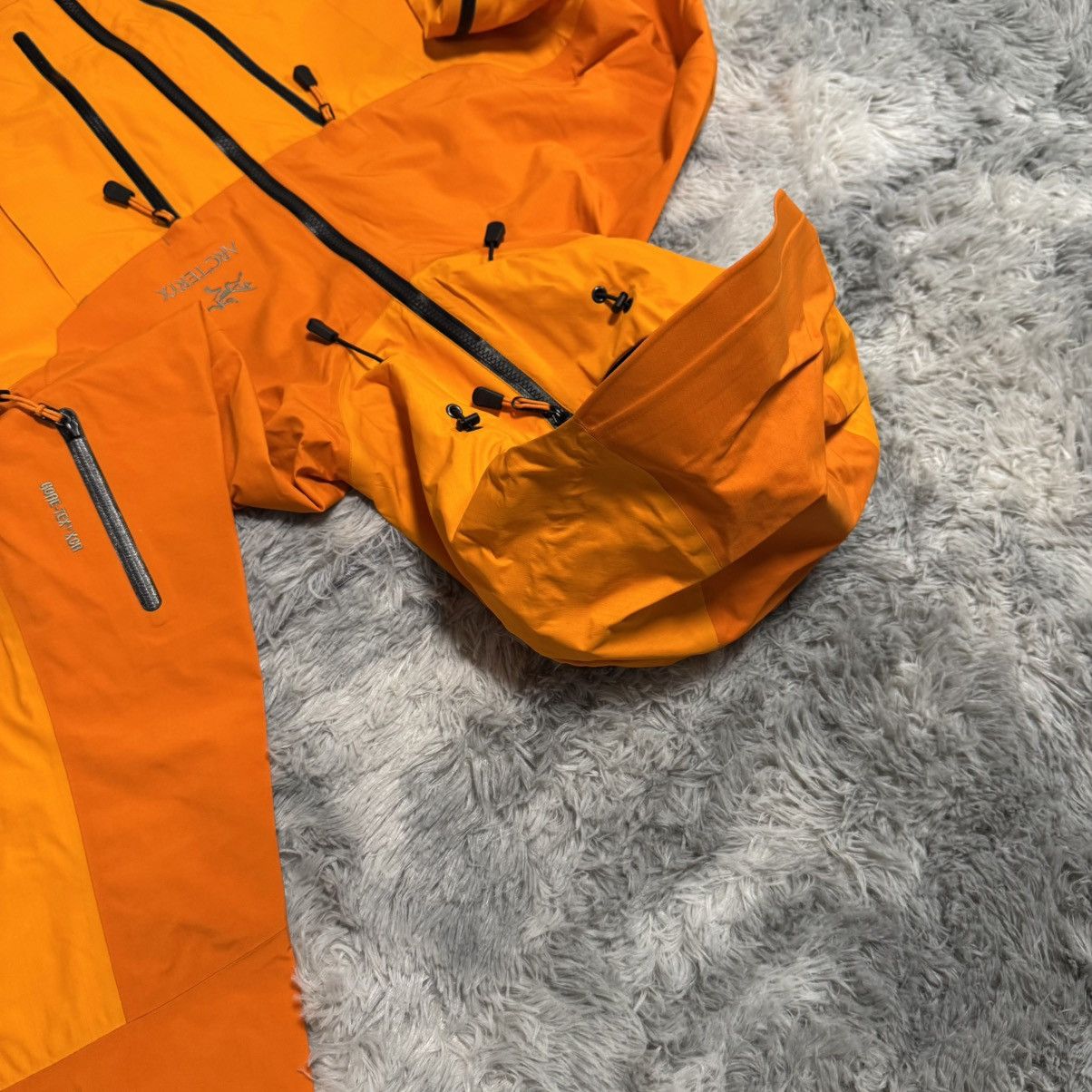 Arc'teryx Arc'teryx Alpha SV Jacket | Size XL | Orange GORE-TEX Pro Size US XL / EU 56 / 4 - 8 Thumbnail