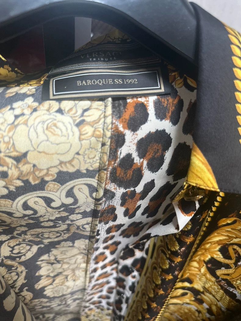 Versace Versace Mulberry silk shirt Size US S / EU 44-46 / 1 - 3 Thumbnail