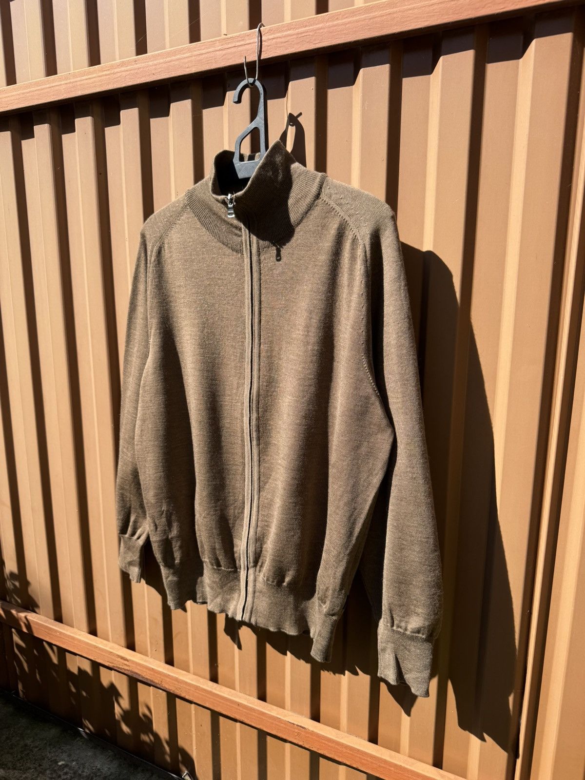 Hugo Boss Luxury Hugo Boss Virgin Wool Full Zip Sweater Made In Italy Size US S / EU 44-46 / 1 - 2 Thumbnail