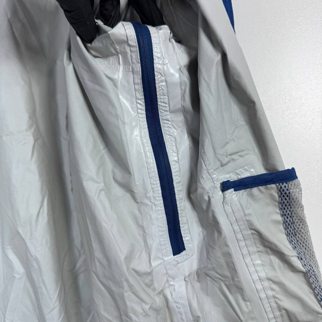 Helly Hansen Helly Hansen Waterproof Jacket Blue Hooded HH Womens Size L Size L / US 10 / IT 46 - 4 Thumbnail