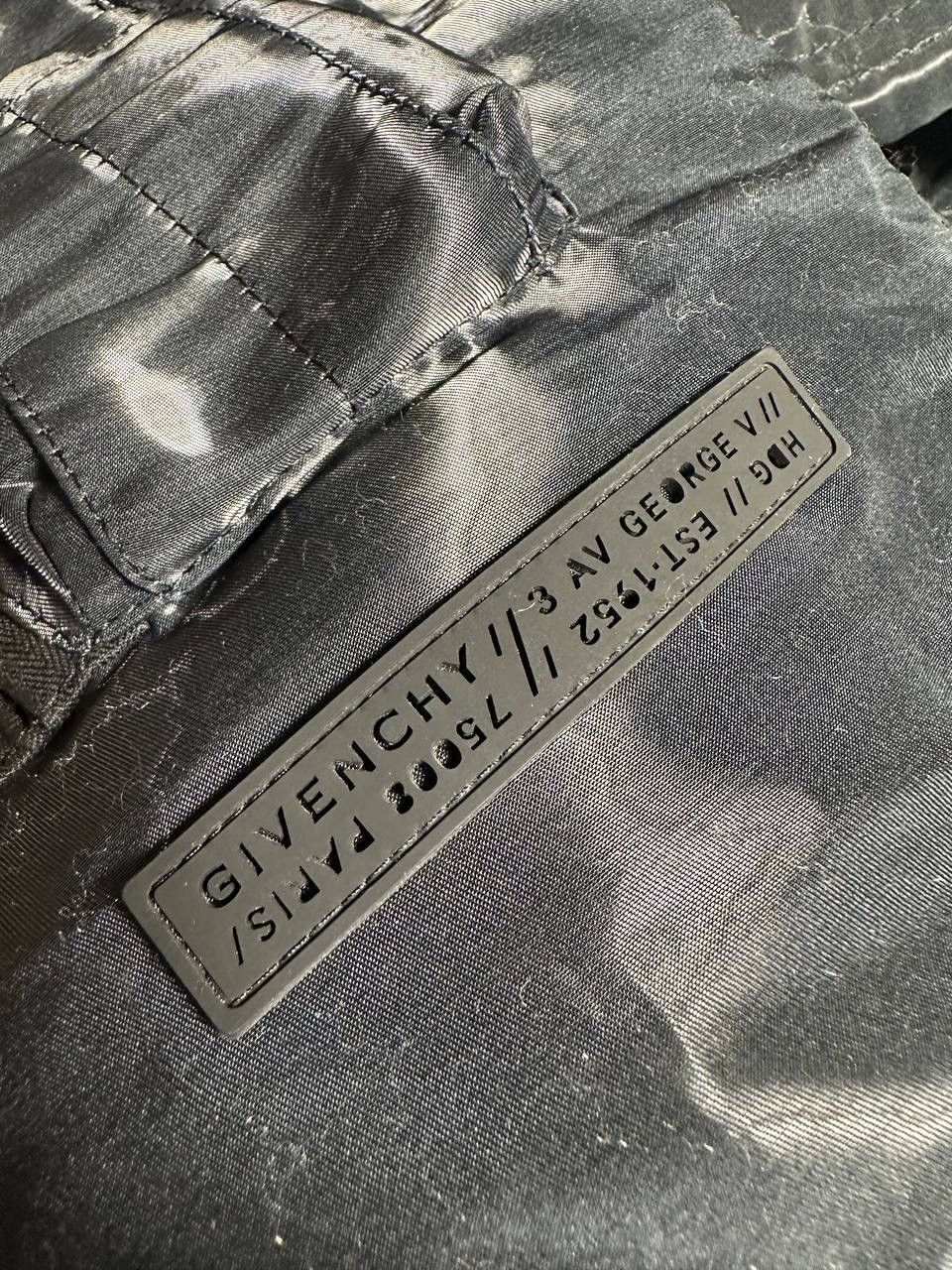 Givenchy Givenchy MA-1 Bomber “Liquid effect” Size 56 “XL” Size US XL / EU 56 / 4 - 11 Thumbnail