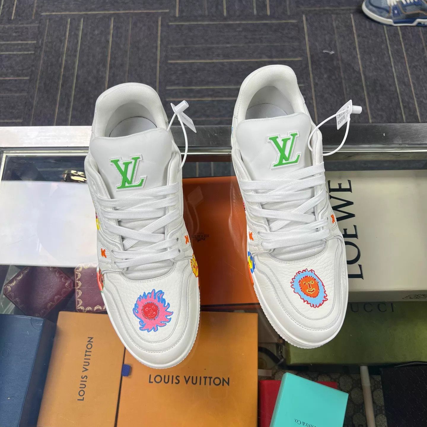 Louis Vuitton LV x Yayoi Kusama Trainer UK8 Size US 9 / EU 42 - 1 Thumbnail
