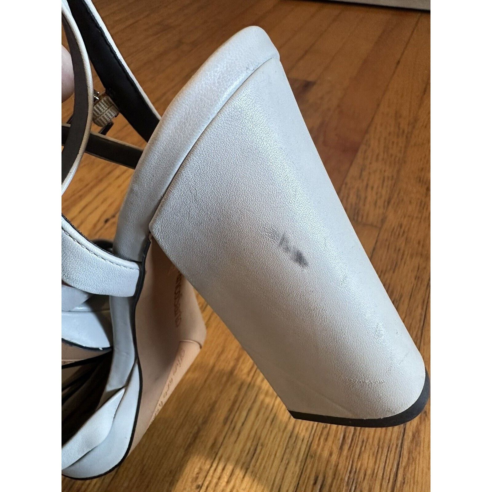Franco Sarto Franco Sarto Heels Beige size 9.5 Damalis Faux Leather Size US 9.5 / IT 39.5 - 5 Thumbnail