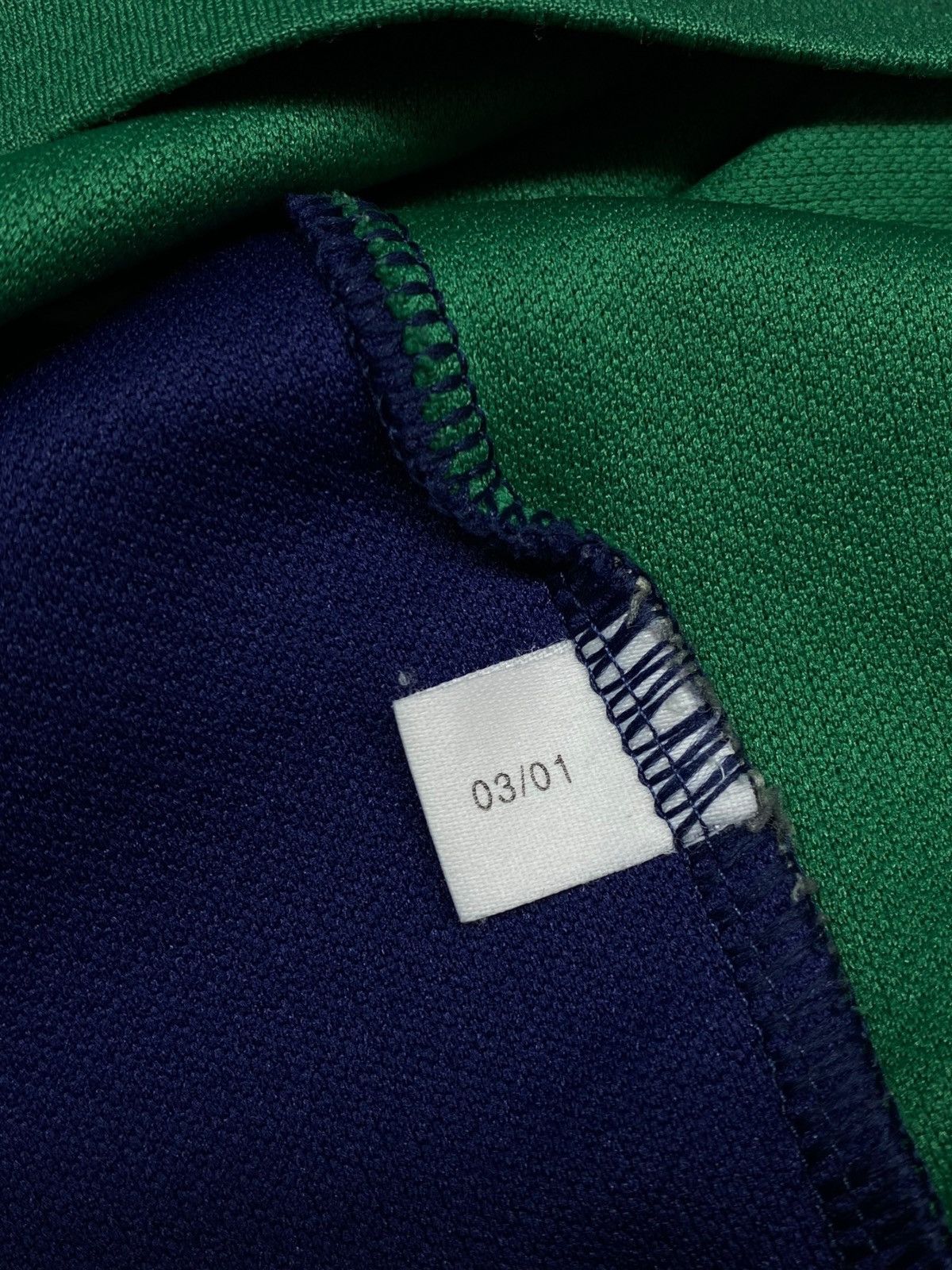Adidas × Vintage 2000s Adidas Tottenham Goalkeeper Jersey Rare Keeper Energy Size US XXL / EU 58 / 5 - 24 Thumbnail