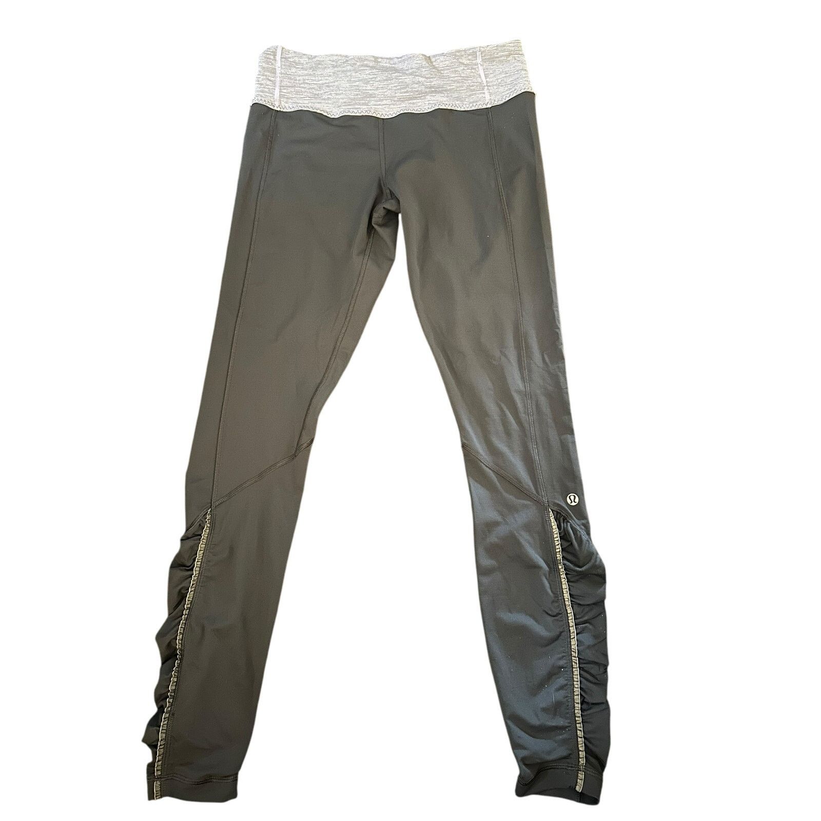 Lululemon Lululemon Lavender Gray Everlux Leggings, Zipper Pocket Size 32" / US 10 / IT 46 - 3 Thumbnail