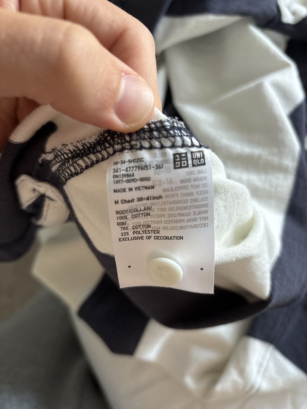 JW Anderson × Uniqlo JW Anderson x Uniqlo Striped Rugby Shirt – Navy/White (M) Size US M / EU 48-50 / 2 - 8 Thumbnail