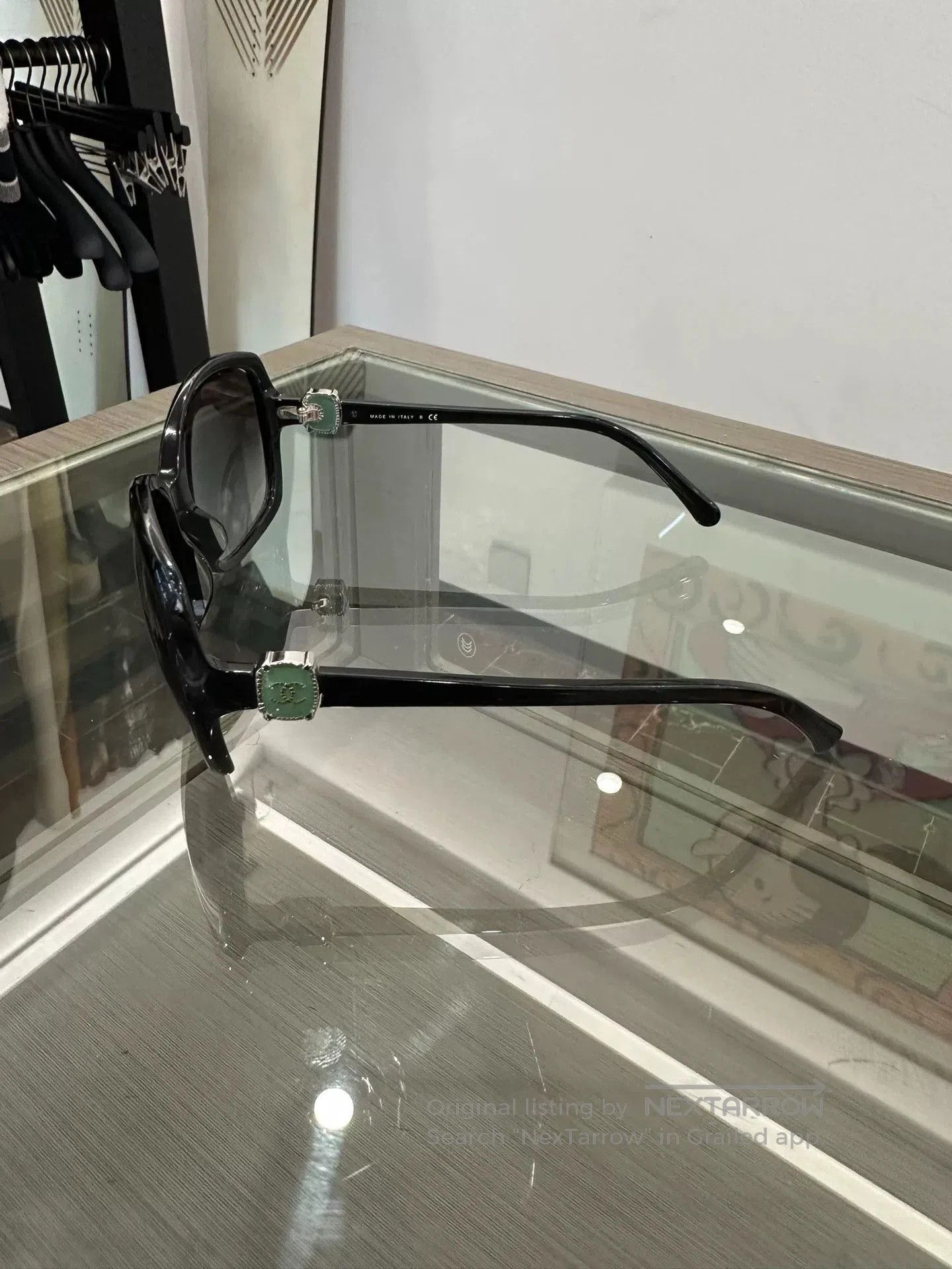 Chanel Chanel Side Double C Green Sunglasses. Size ONE SIZE - 4 Thumbnail