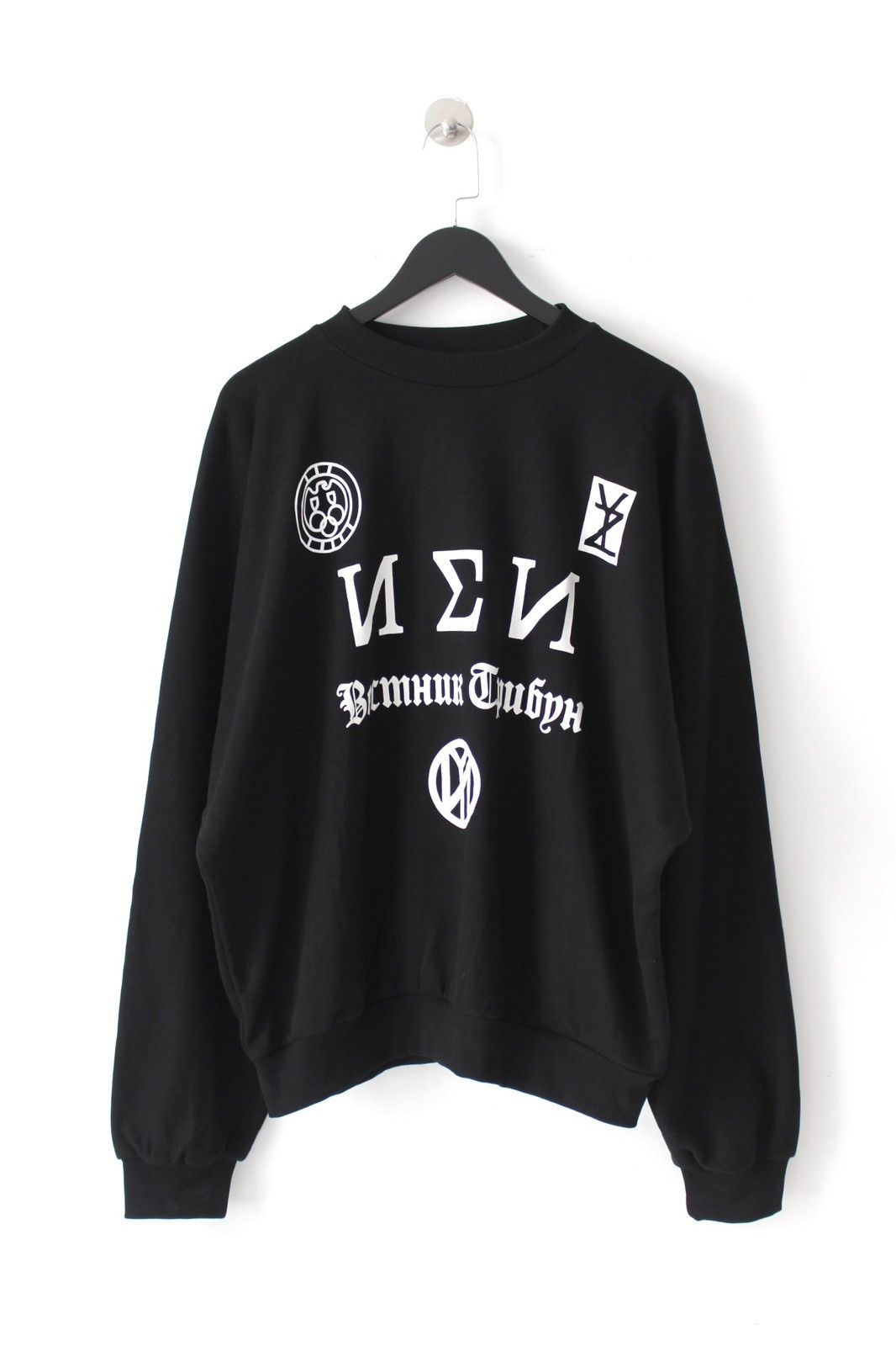 Yeezy 2025 YEEZY SZN X YE “LIVE IN SHANGHAI” CONCERT CREWNECK Size US L / EU 52-54 / 3 - 1 Thumbnail