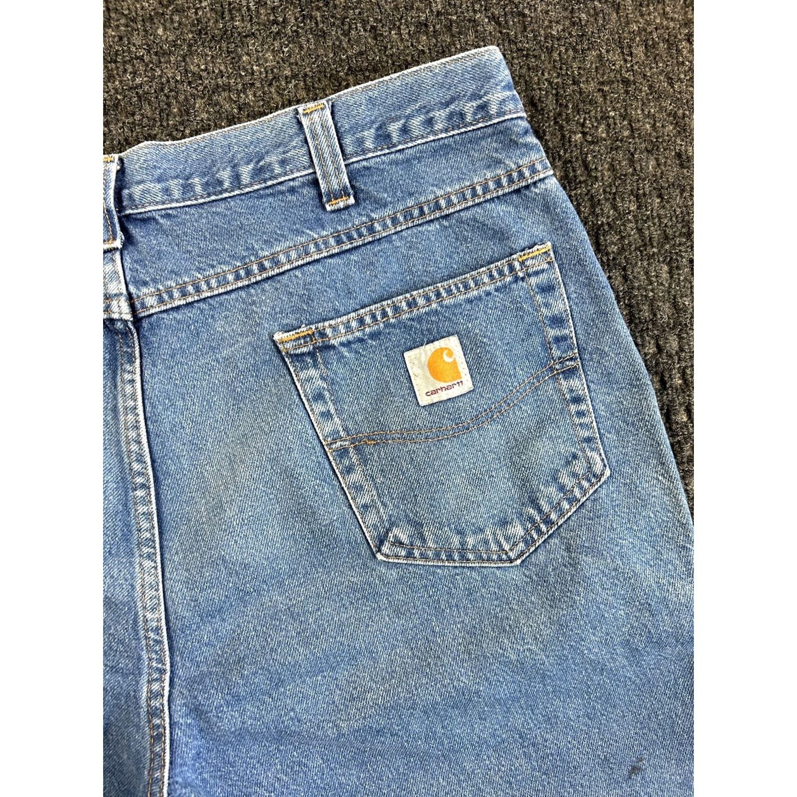 Carhartt VINTAGE Carhartt Jeans Relaxed Fit 38 x 30 Blue Workwear Distressed Grunge Men's Jeans 80s 90s USA Logo Baggy Tailored Casual Denim Carhartt Shirt? Size US 38 / EU 54 - 2 Thumbnail