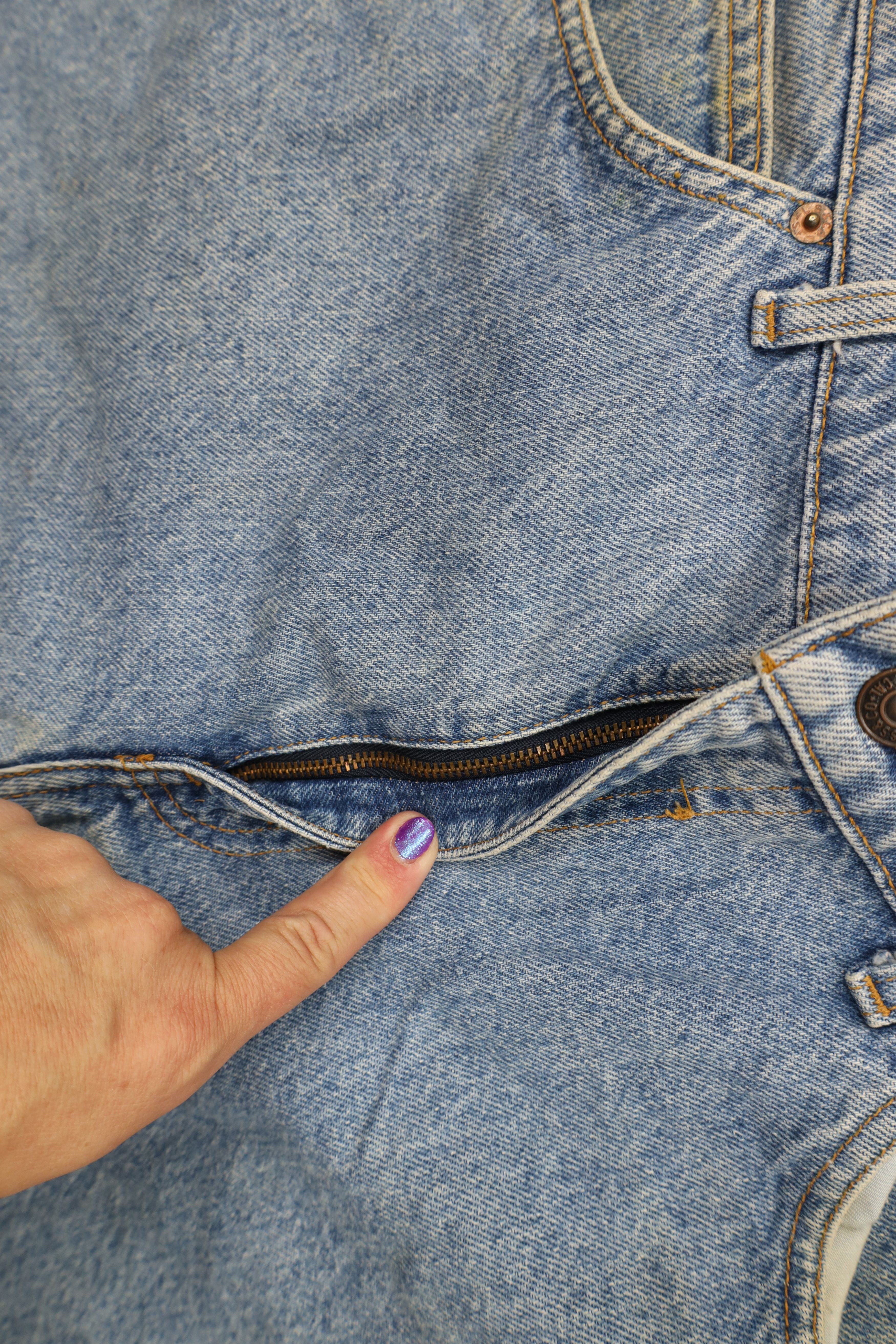 Levi's Vintage 90s Levis 550 Orange Tab Relaxed Denim Shorts USA Size US 34 / EU 50 - 8 Thumbnail