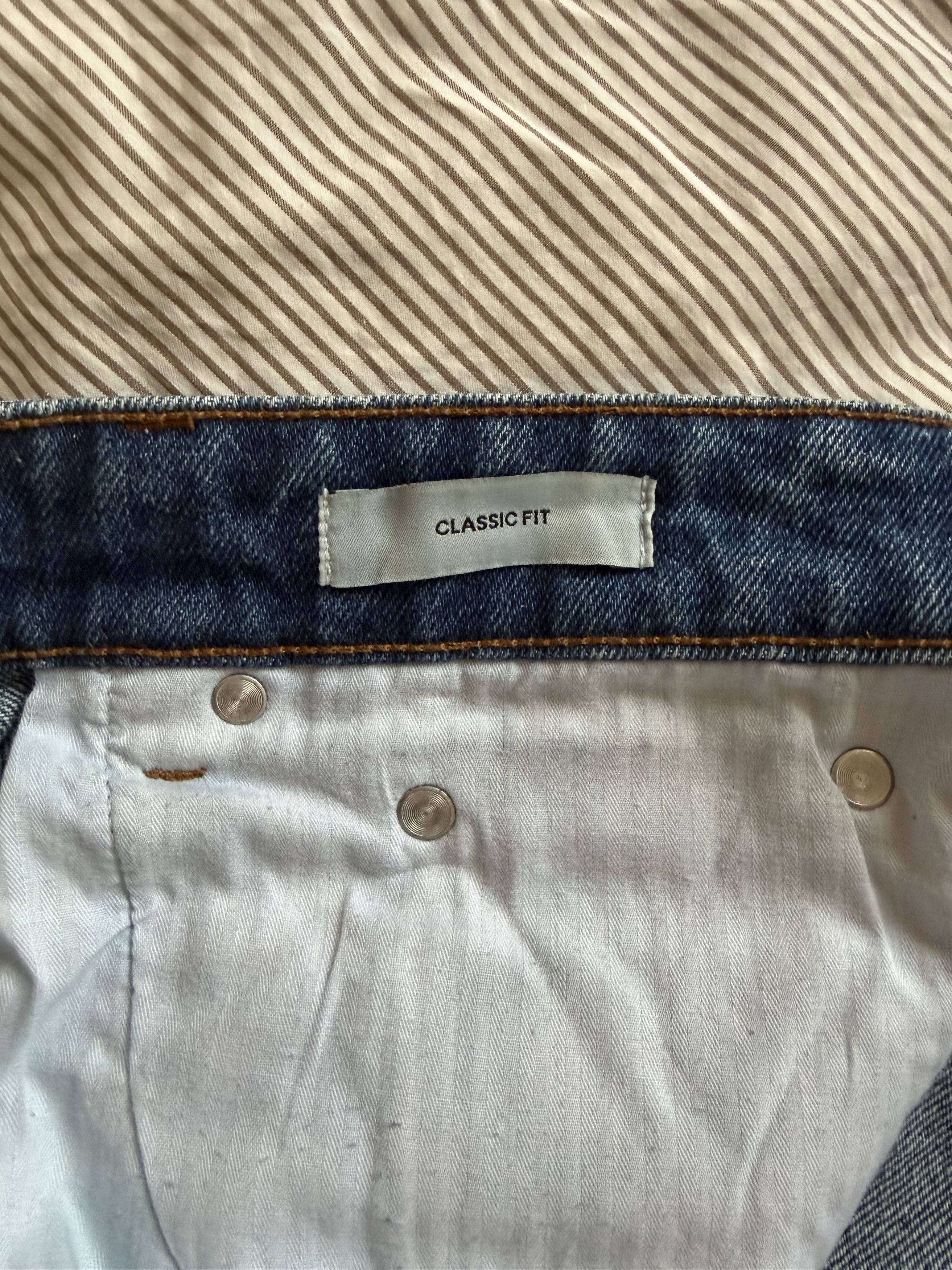 AMI Ami Paris Classic Fit Jeans in Blue Size 31 Size US 31 - 4 Thumbnail