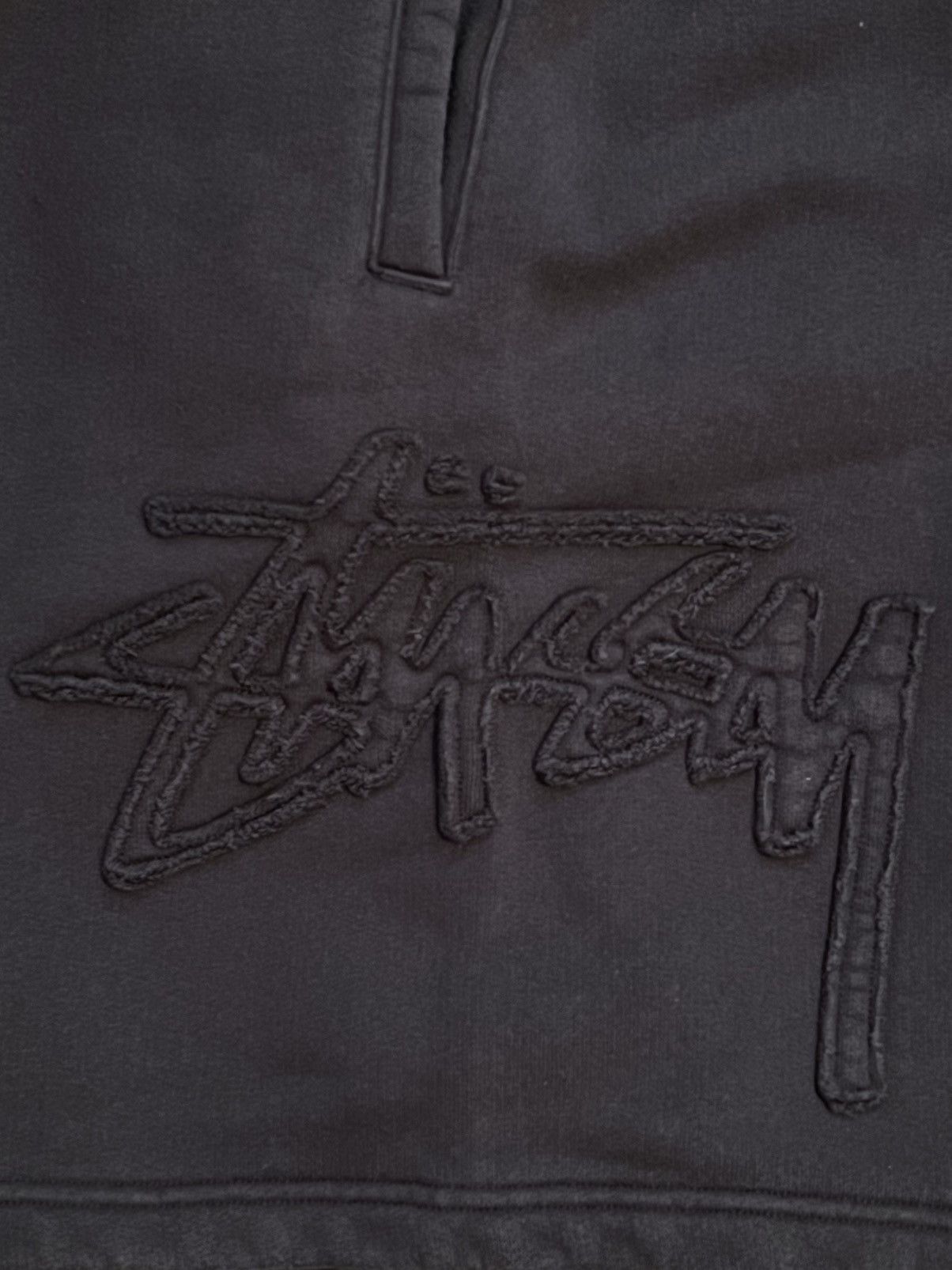 Stussy Stussy tonal applique Fleece Shorts Black L Size US 36 / EU 52 - 1 Thumbnail