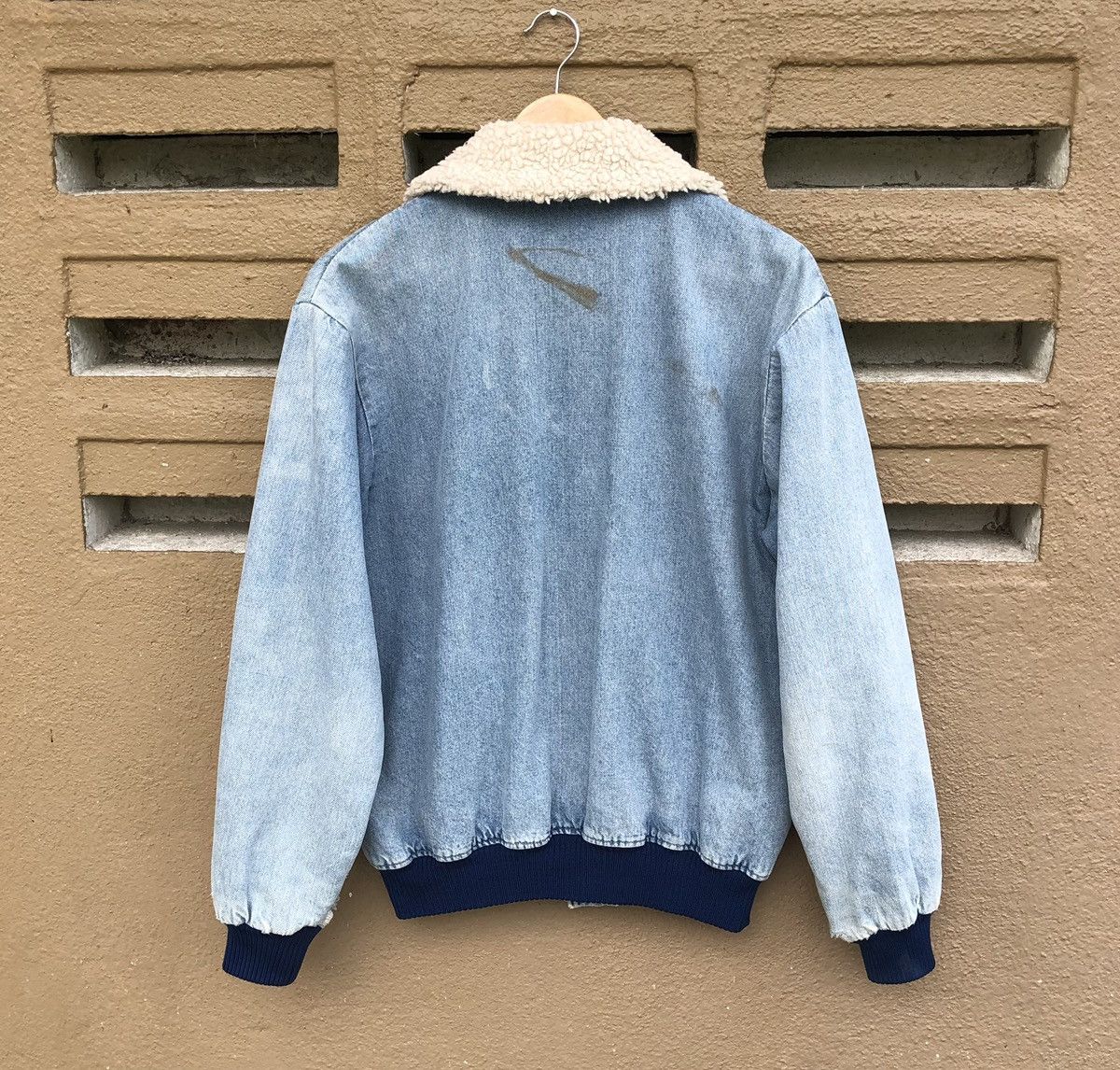 Big John Vintage Big John Oren Tab Distressed Denim Jacket Size US L / EU 52-54 / 3 - 5 Thumbnail