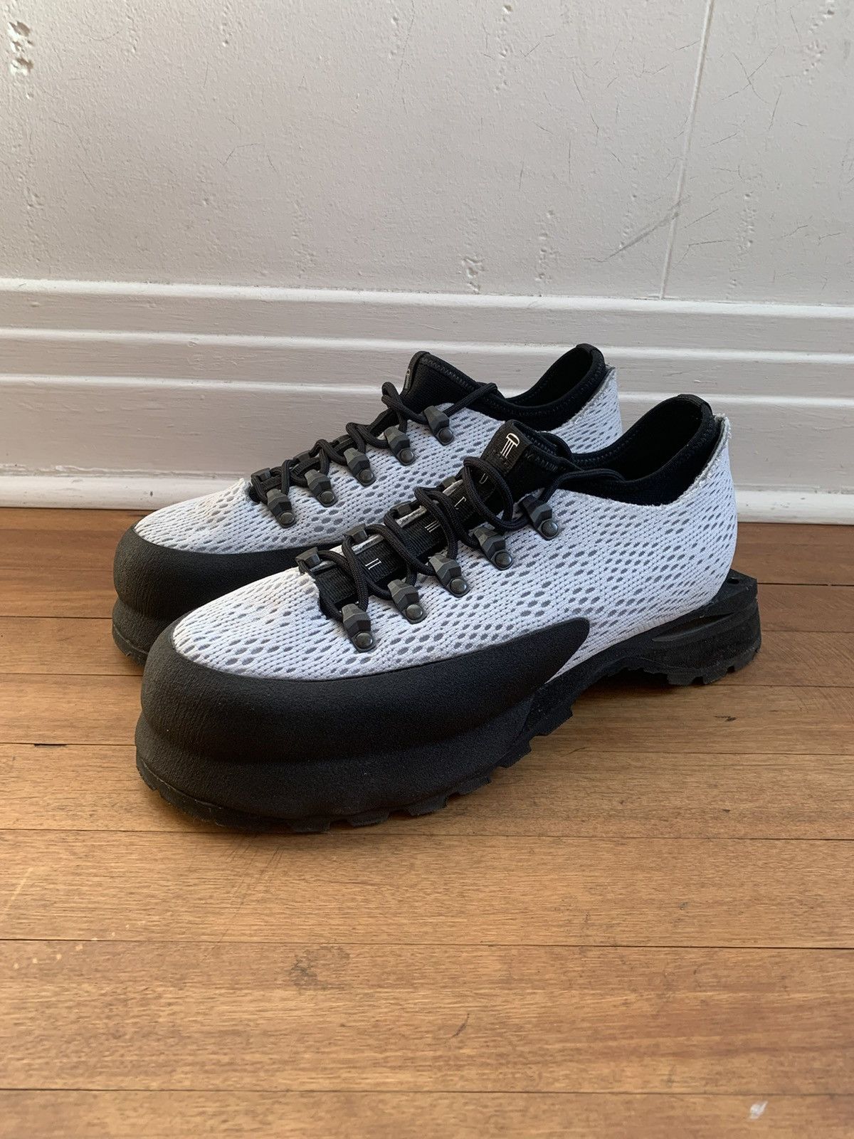 Demon Demon Poyana Size US 9 / EU 42 - 1 Thumbnail