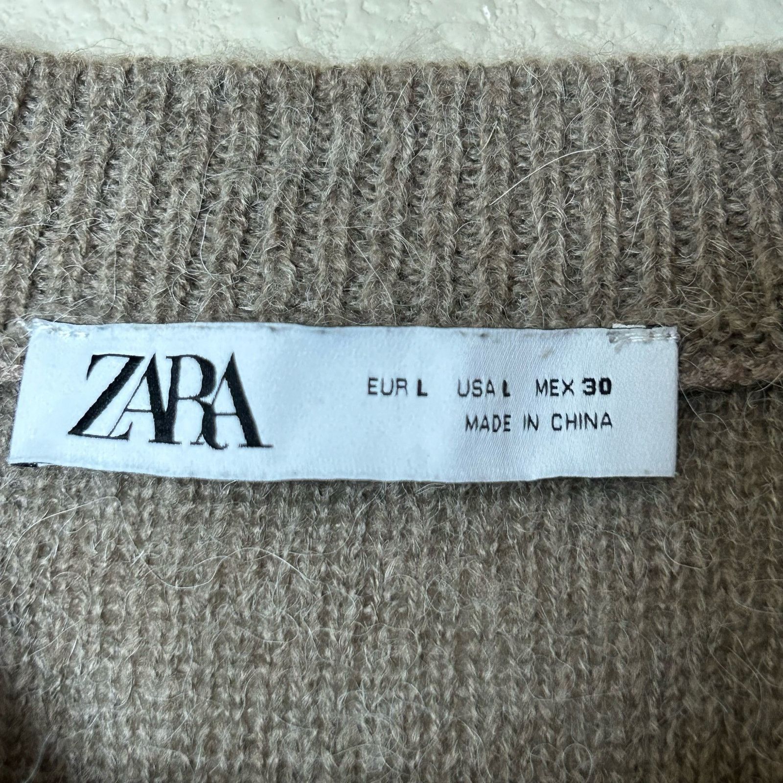 Zara Zara Sweater Poly Wool Blend Lettuce Hem Outdoor Size L Size L / US 10 / IT 46 - 6 Thumbnail