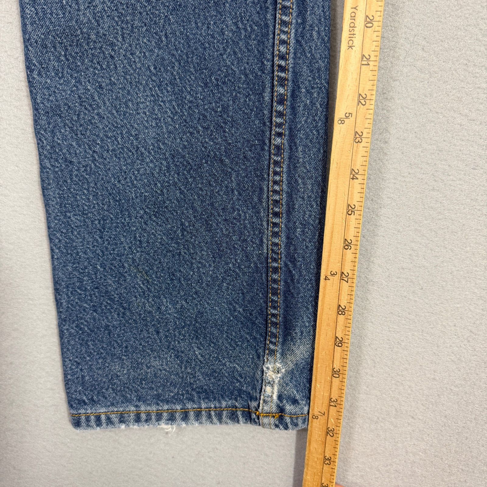 Levi's Vintage Levis 505 Jeans Men's 36x32 Blue Faded Distressed Size US 36 / EU 52 - 14 Thumbnail