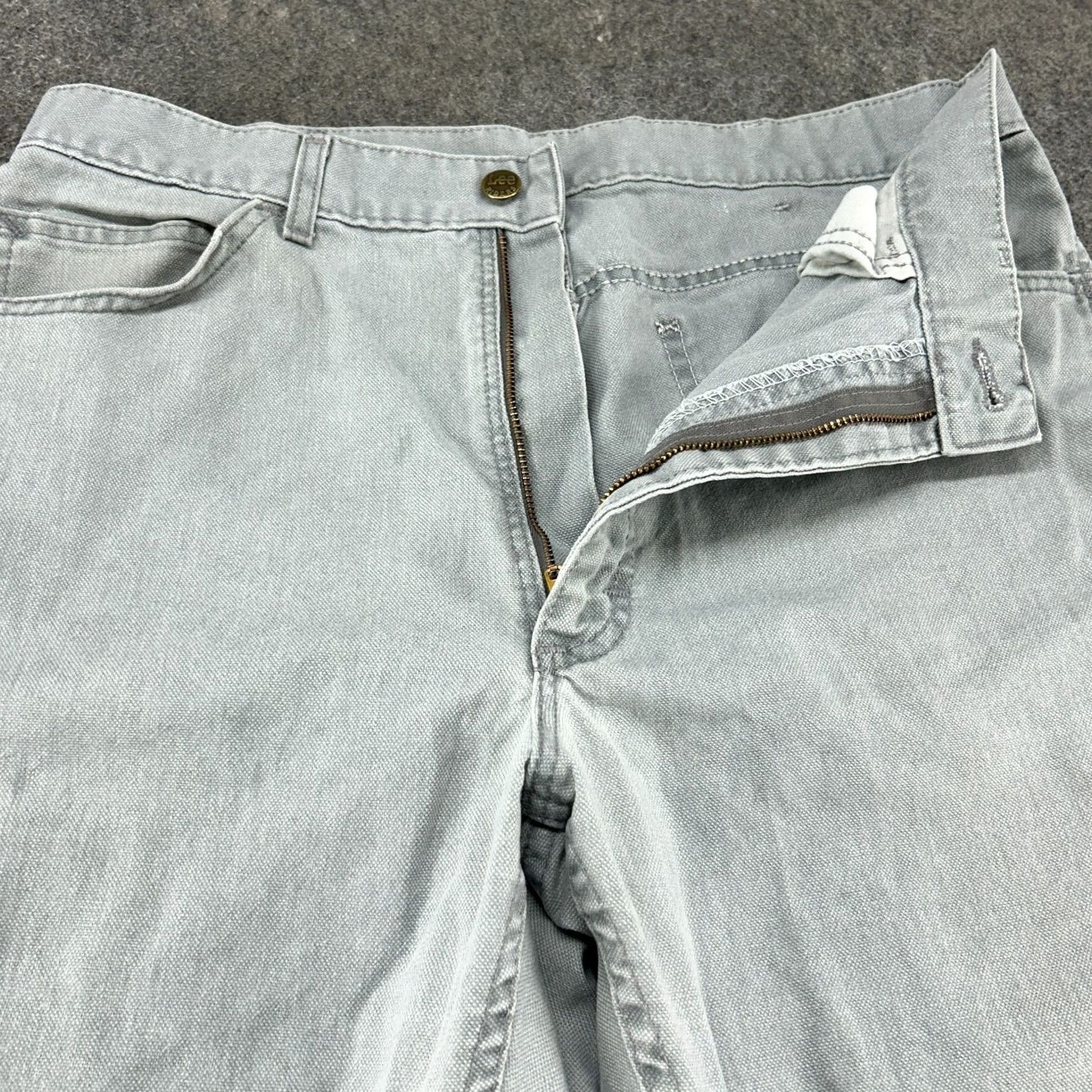 Lee VINTAGE Lee Jeans Men 34x34 Gray Bootcut Straight Distressed 90s Cowboy Wrangler 13MWZ 5-Pocket Cotton Denim Light Wash Medium Wash Regular Fit Size US 34 / EU 50 - 2 Thumbnail