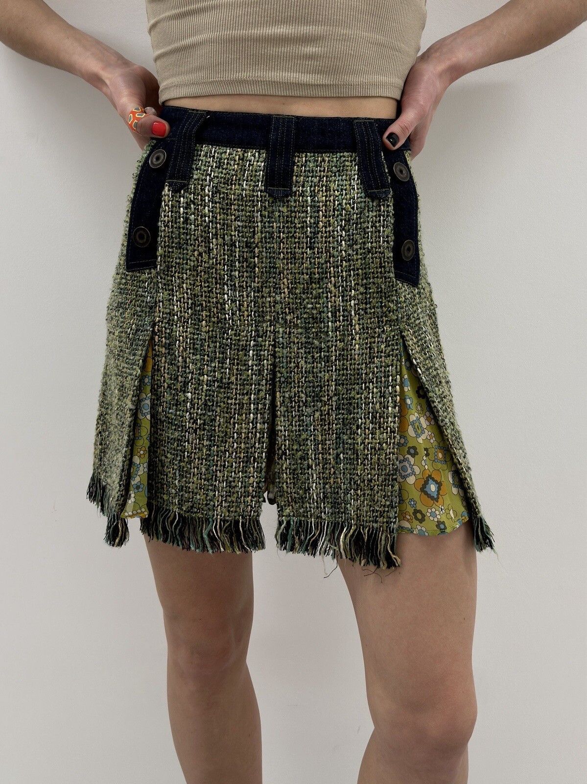 Dolce & Gabbana Vintage D&G Dolce&Gabbana Knit Mini Skirt y2k Viscose Tweed Size 26" / US 2 / IT 38 - 1 Thumbnail