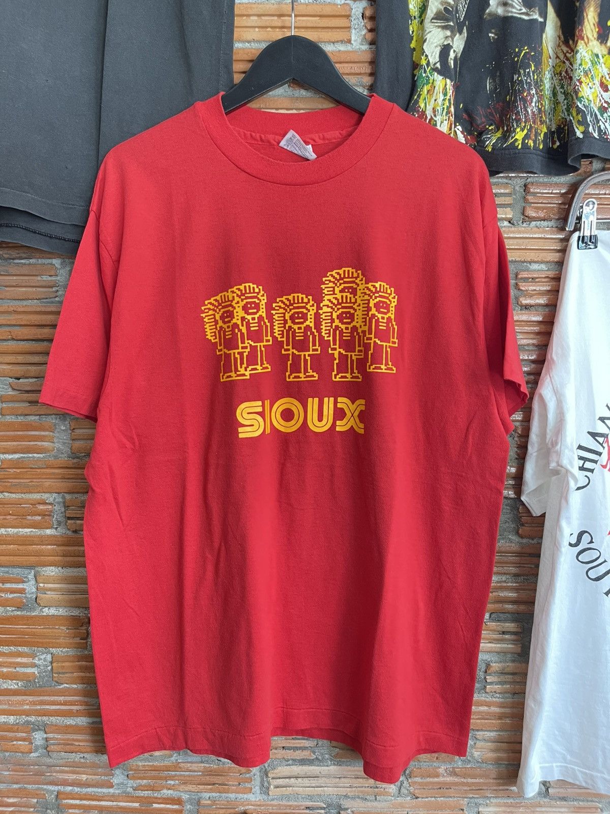 Vintage Vintage SIOUX Pixels 90s T shirt Size US XL / EU 56 / 4 - 1 Thumbnail