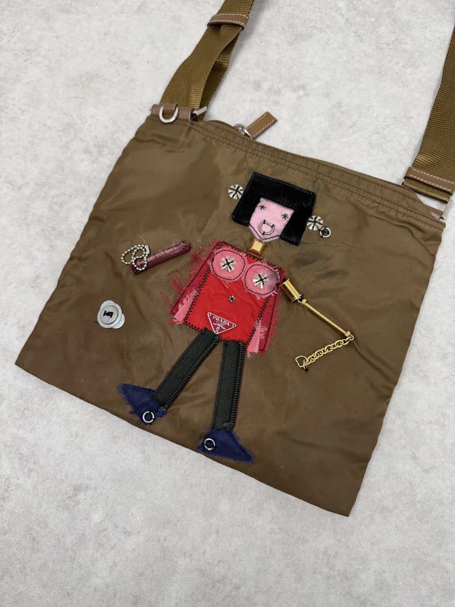 Prada AW2004 Prada Humanoid Brown Nylon Shoulder Bag Size ONE SIZE - 11 Thumbnail