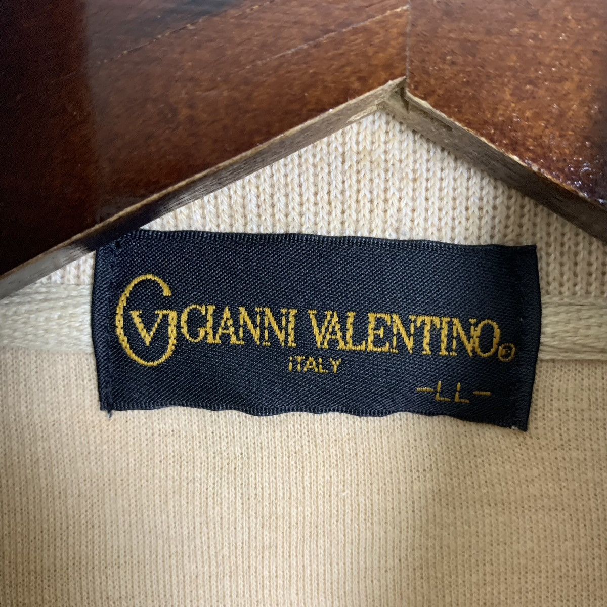 Designer × Gianni Valentino Vintage Designer Gianni Valentino Hulf Zip Sweatshirt Size US L / EU 52-54 / 3 - 9 Thumbnail