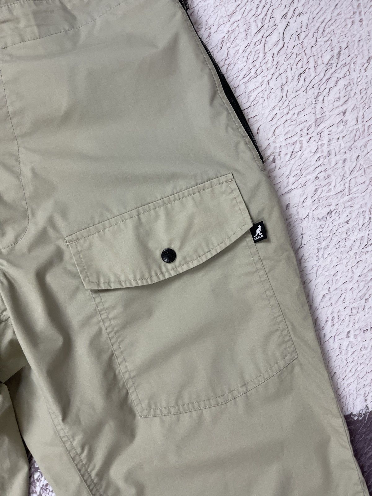 Kangol Kangol vintage utility beige cargo buckle back pants size L Size US 34 / EU 50 - 7 Thumbnail