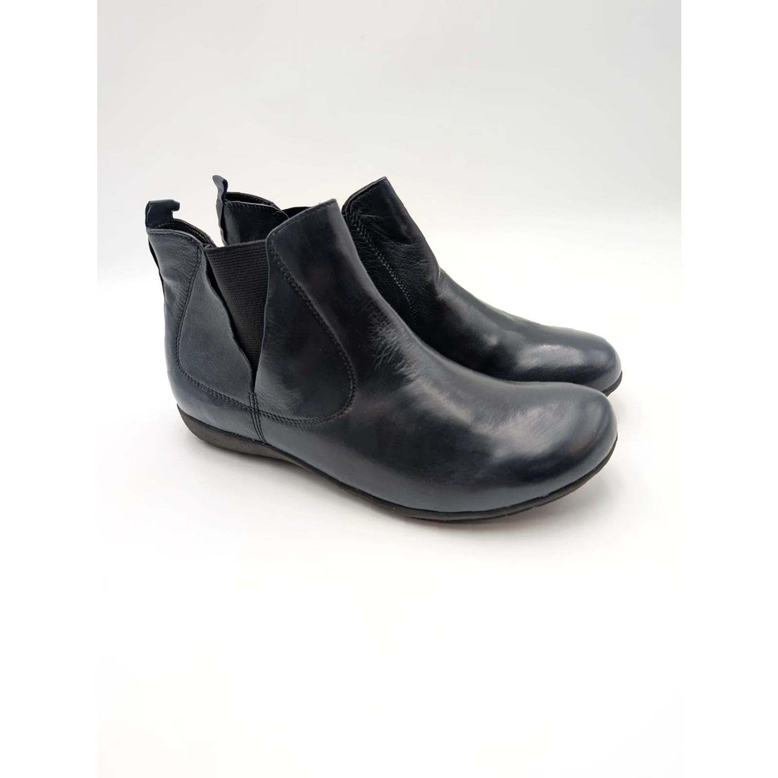Vintage Josef Seibel Boots Womens 6.5 Blue Leather Chelsea Ankle Booties Comfort Casual Chelsea Boot Womens 6.5 Blue Leather Size US 7 / IT 37 - 2 Thumbnail