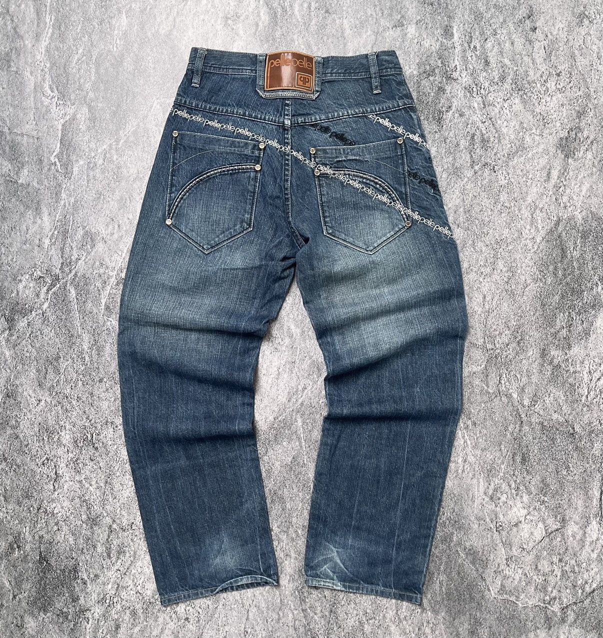 Japanese Brand × Pelle Pelle × Vintage Pelle Pelle Faded Denim Vintage USA Embroidered Logo Pants Size US 29 - 2 Thumbnail