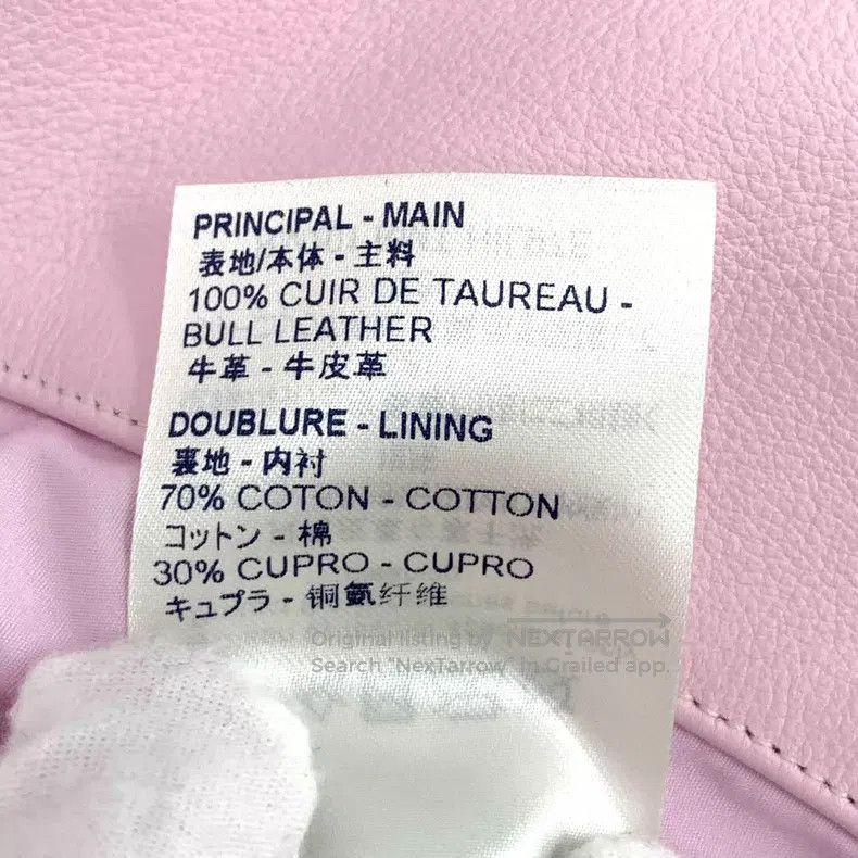 Louis Vuitton Louis Vuitton Pink logo presbyopic embossed full print cow Size US S / EU 44-46 / 1 - 8 Thumbnail