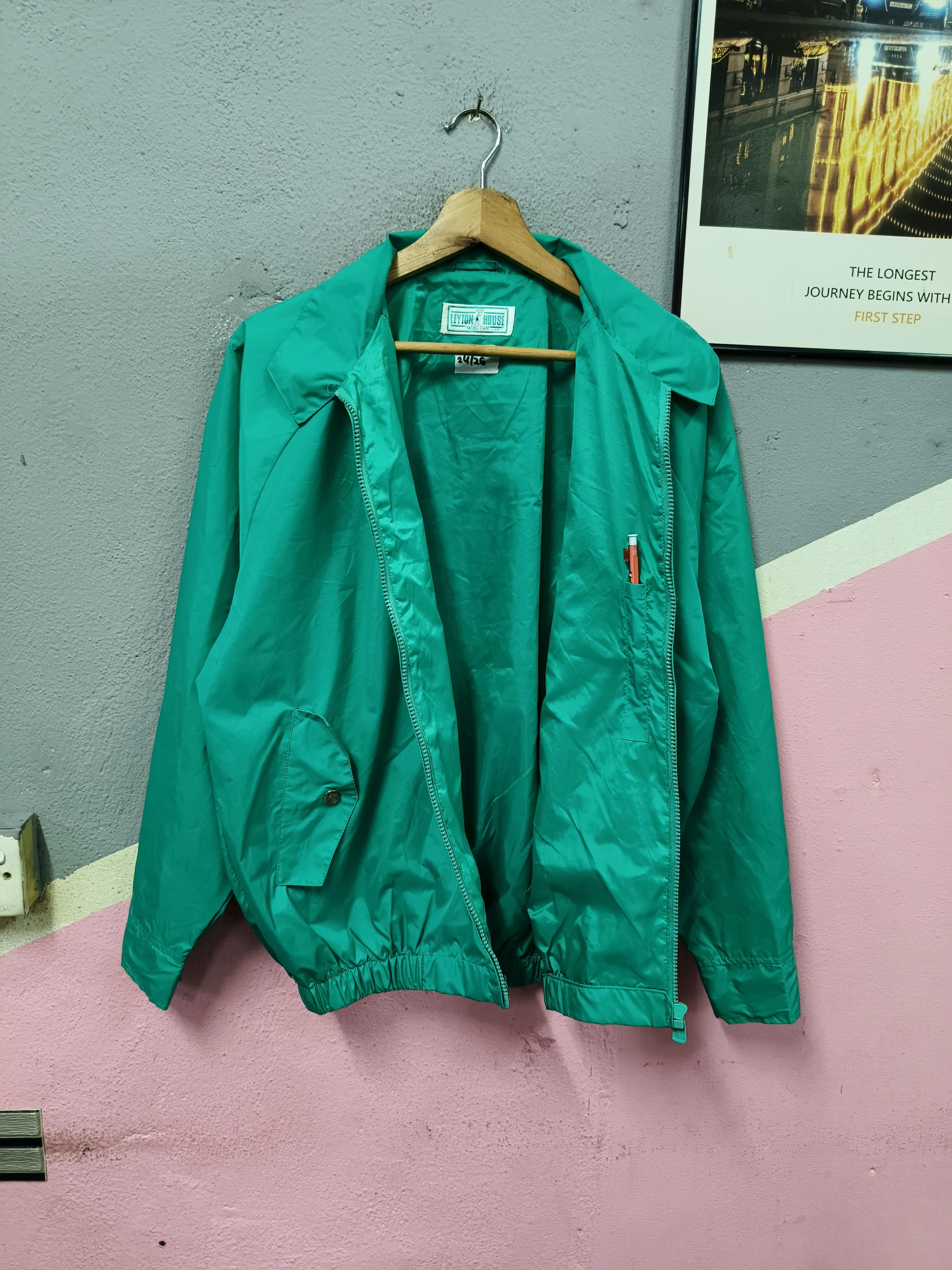 Sports Specialties LEYTON HOUSE RACING TEAM F1 GP JAPAN LIGHT JACKET Size US M / EU 48-50 / 2 - 5 Thumbnail