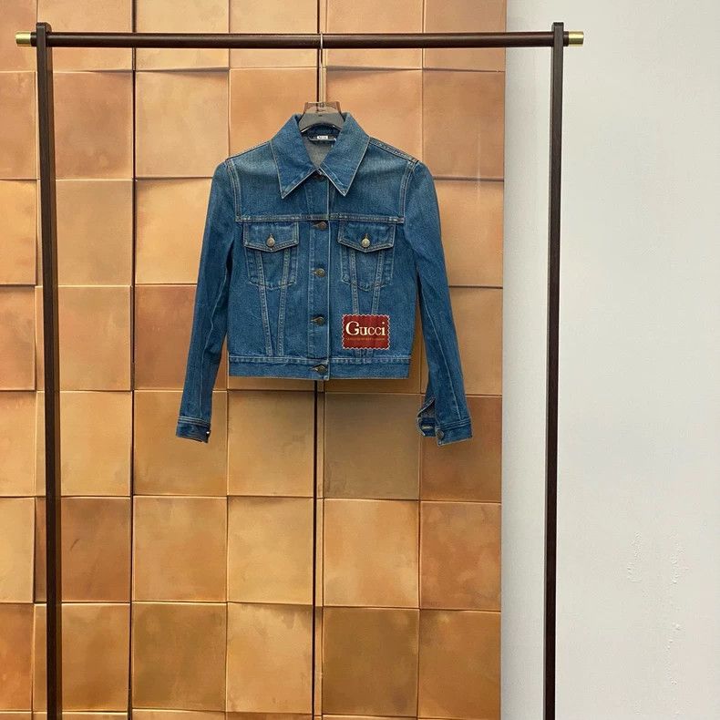 Gucci Gucci Washed blue embroidered logo denim jacket jacket 2504 Size XS / US 0-2 / IT 36-38 - 1 Thumbnail
