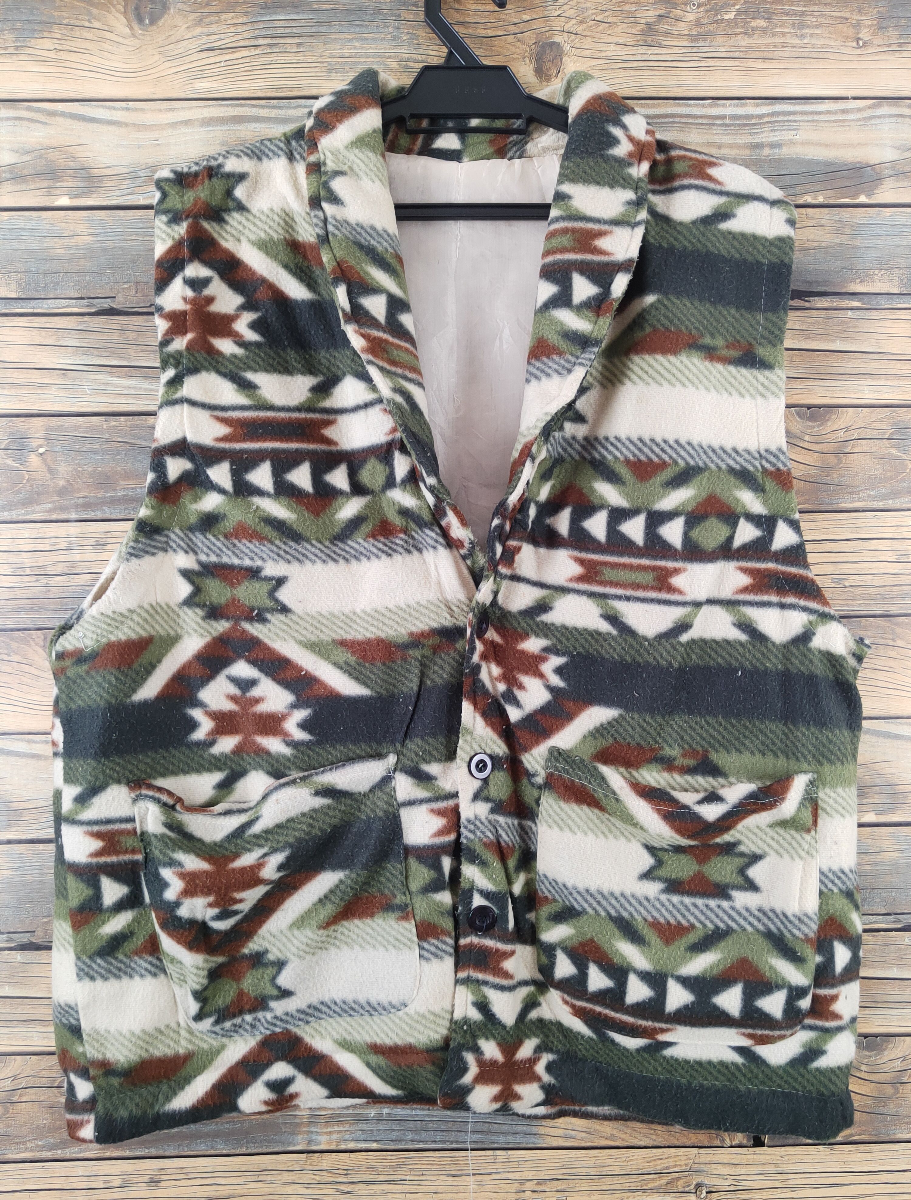 Japanese Brand × Vintage Hot Stuff 🔥 Japanese Brand Green Ivort Wool Vests Size US L / EU 52-54 / 3 - 1 Thumbnail