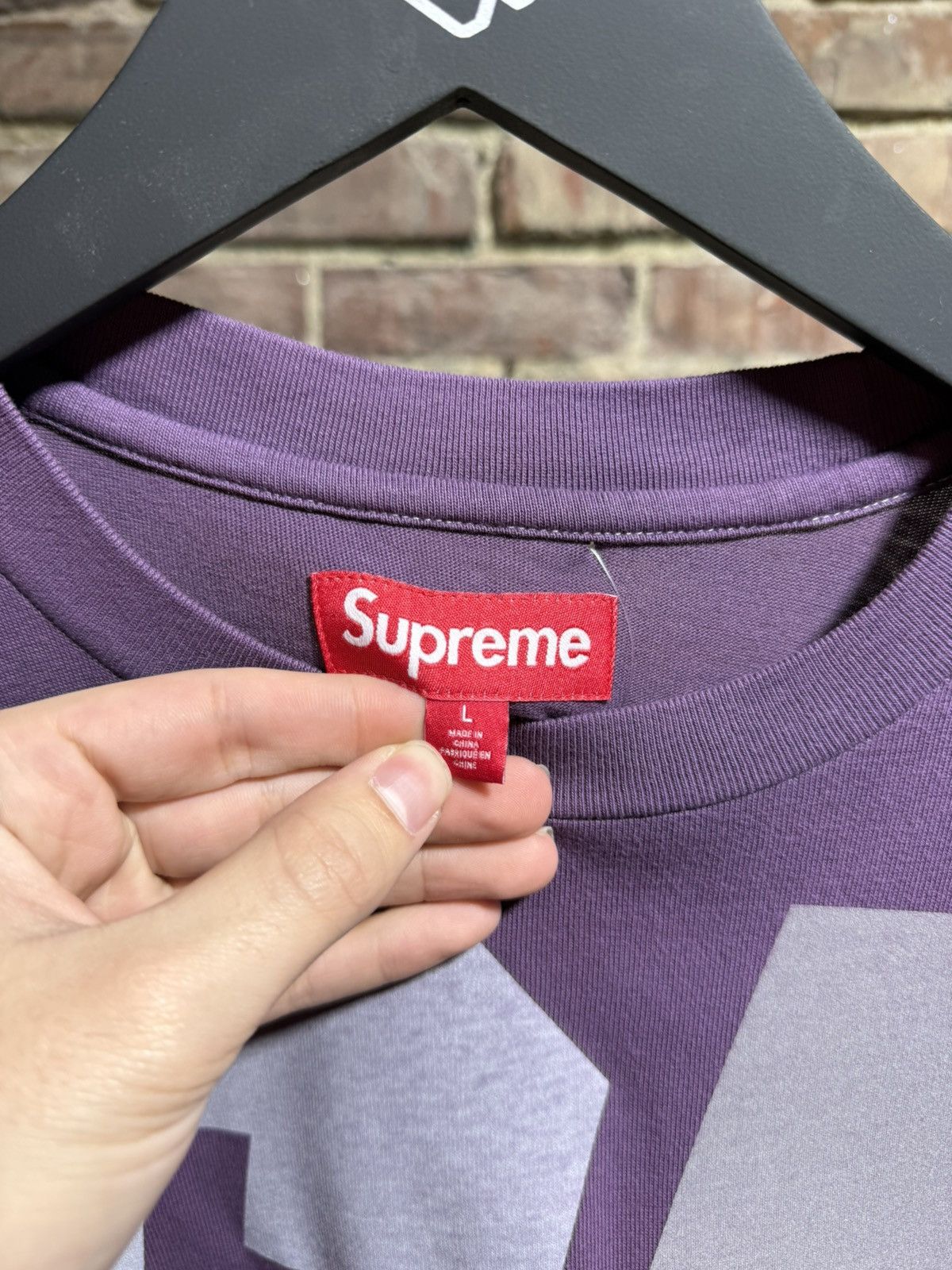 Supreme Supreme Reflective Logo L/S Sz. L Size US L / EU 52-54 / 3 - 3 Thumbnail