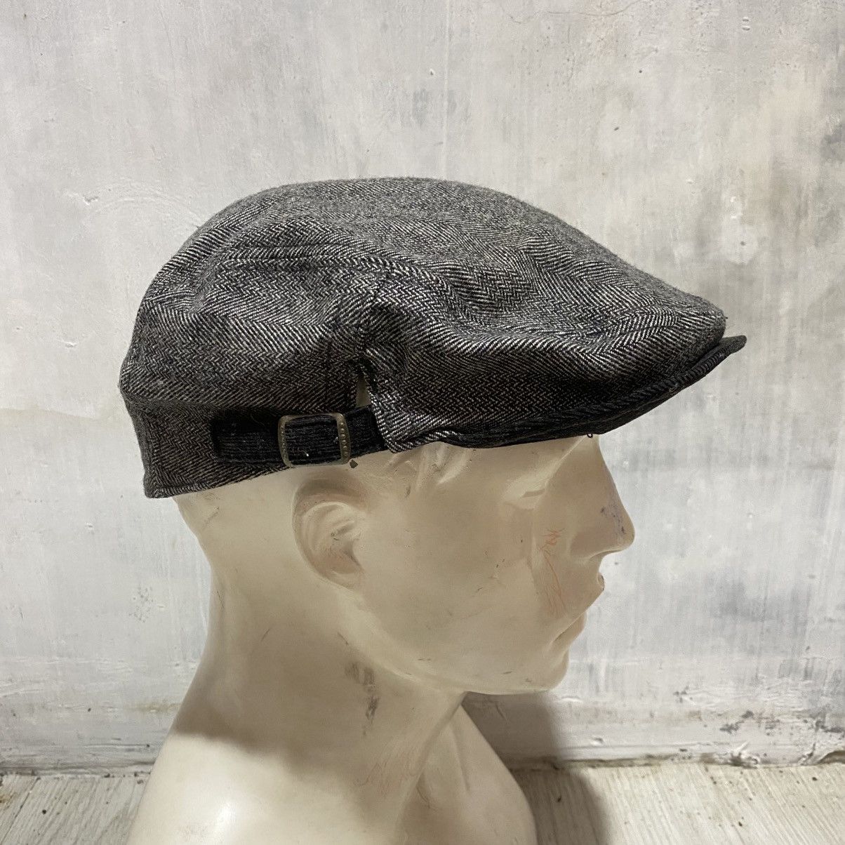 Japanese Brand Vintage golden bear herringbone flat cap Size ONE SIZE - 2 Thumbnail