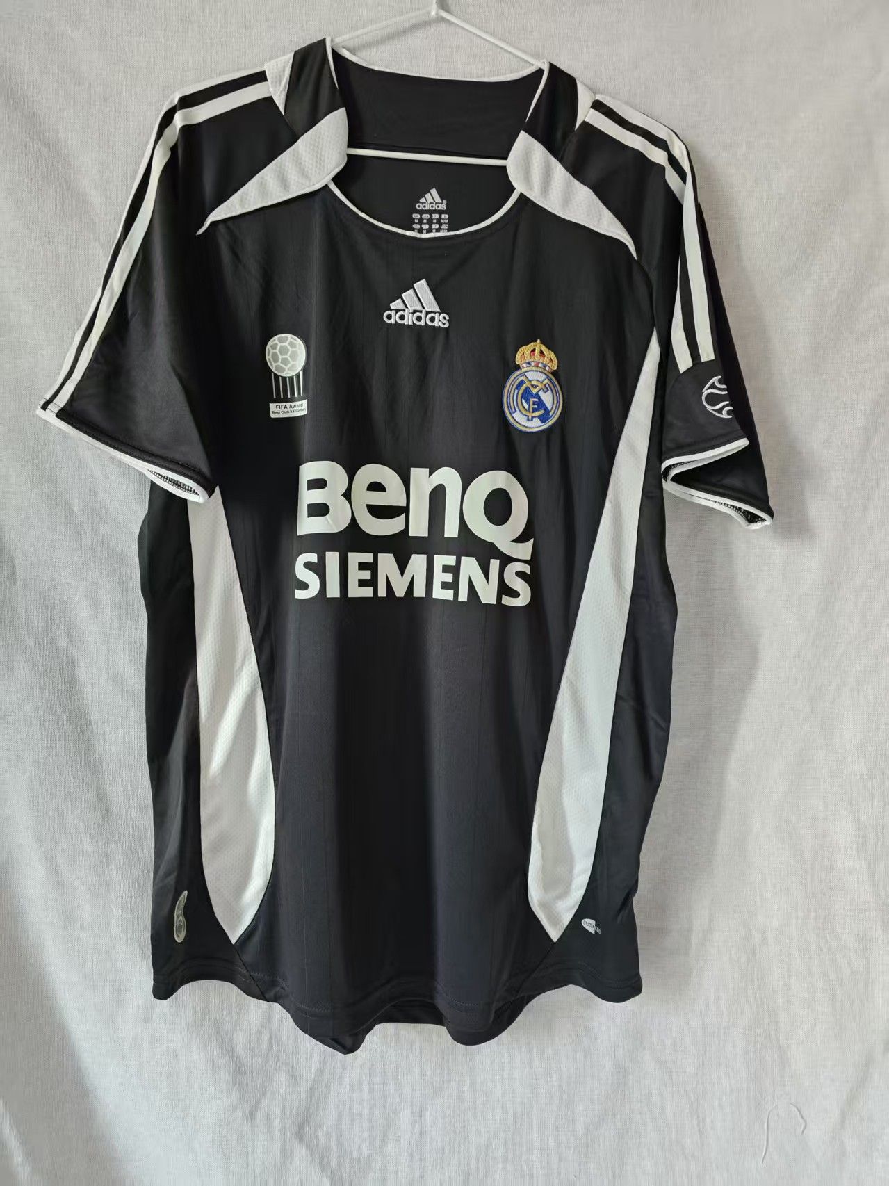 Other 2006 07 Real Madrid #23 David Beckham Jersey S Size US S / EU 44-46 / 1 - 1 Thumbnail