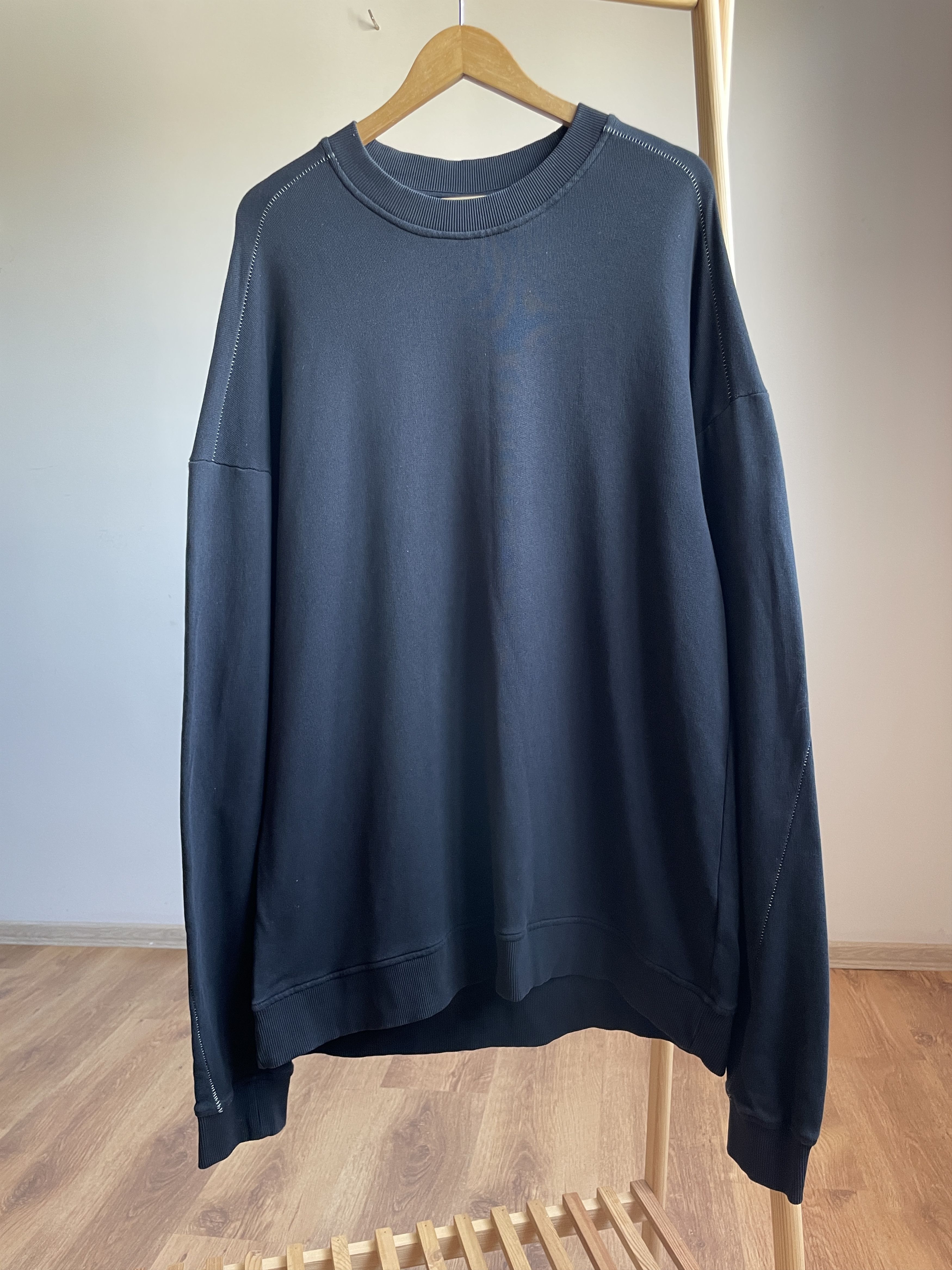 Thom Krom Thom Krom Avant Garde Exposed Seams Sweatshirt Size L Size US L / EU 52-54 / 3 - 1 Thumbnail