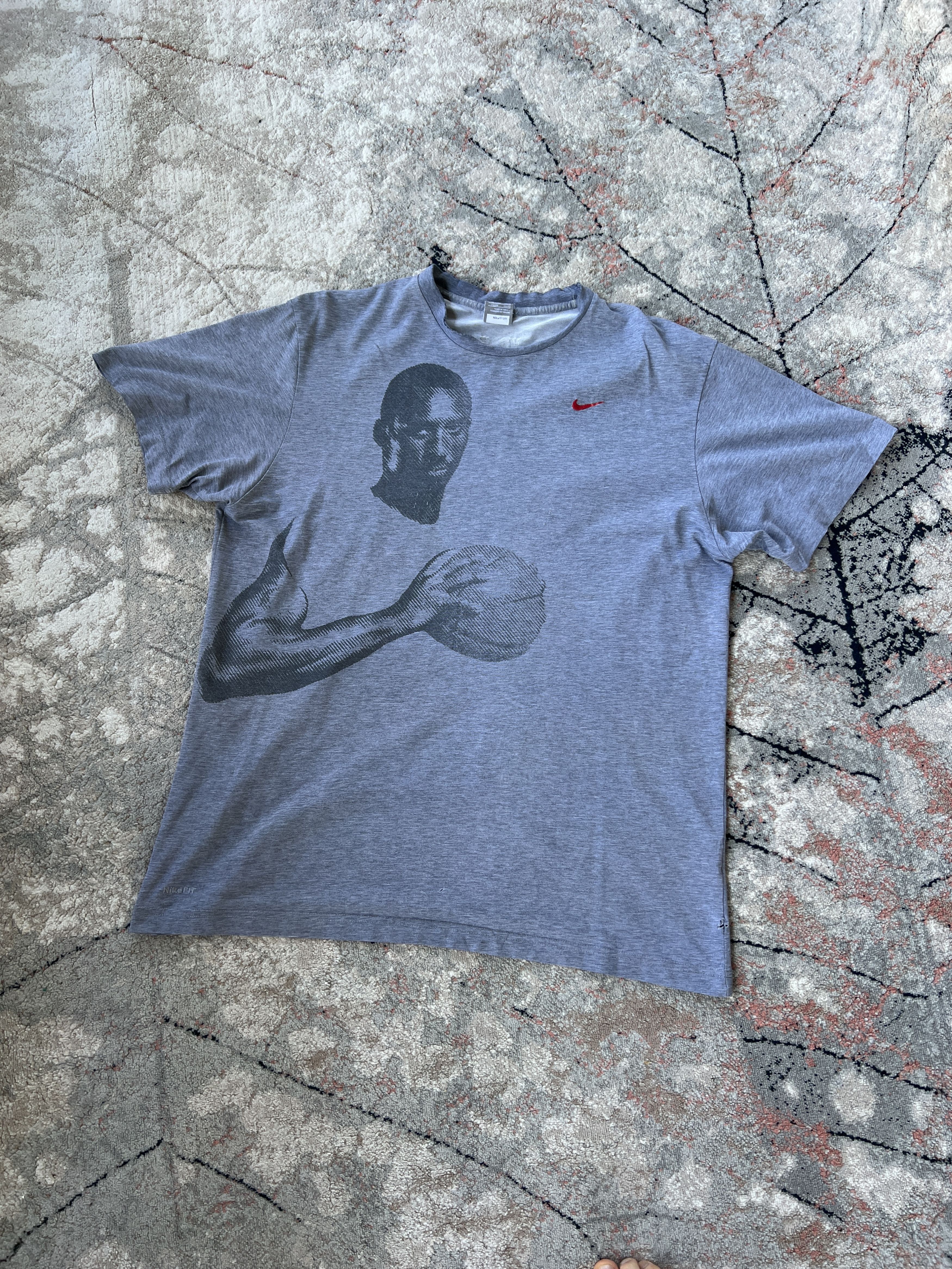 Nike × Vintage Rare Nike Kobe Bryant 24 Vintage Tee Size US L / EU 52-54 / 3 - 1 Thumbnail