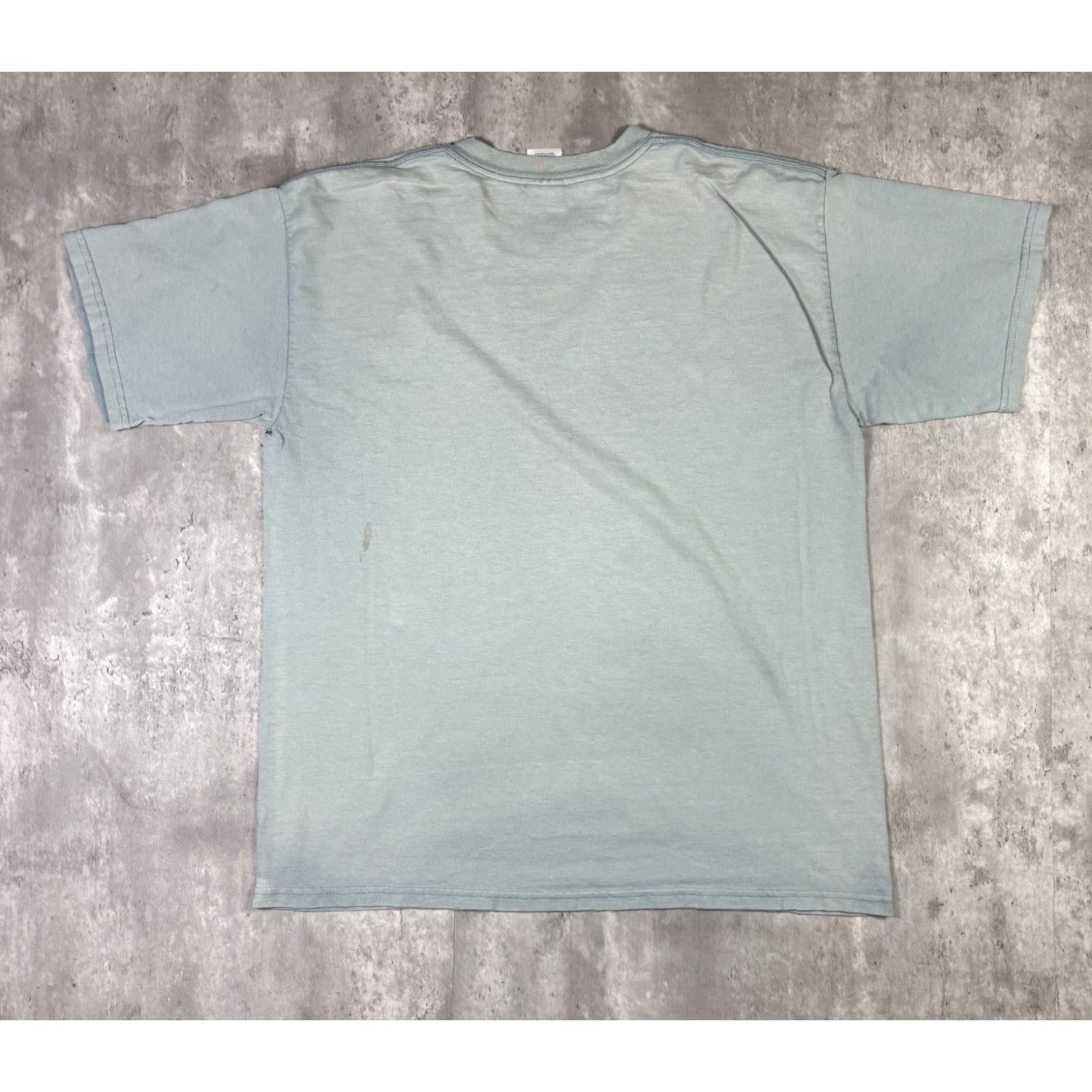 Gildan VINTAGE Salmon Fish Art T Shirt Blue Sun Faded 90s Nature Outdoors size Large Size US L / EU 52-54 / 3 - 2 Thumbnail