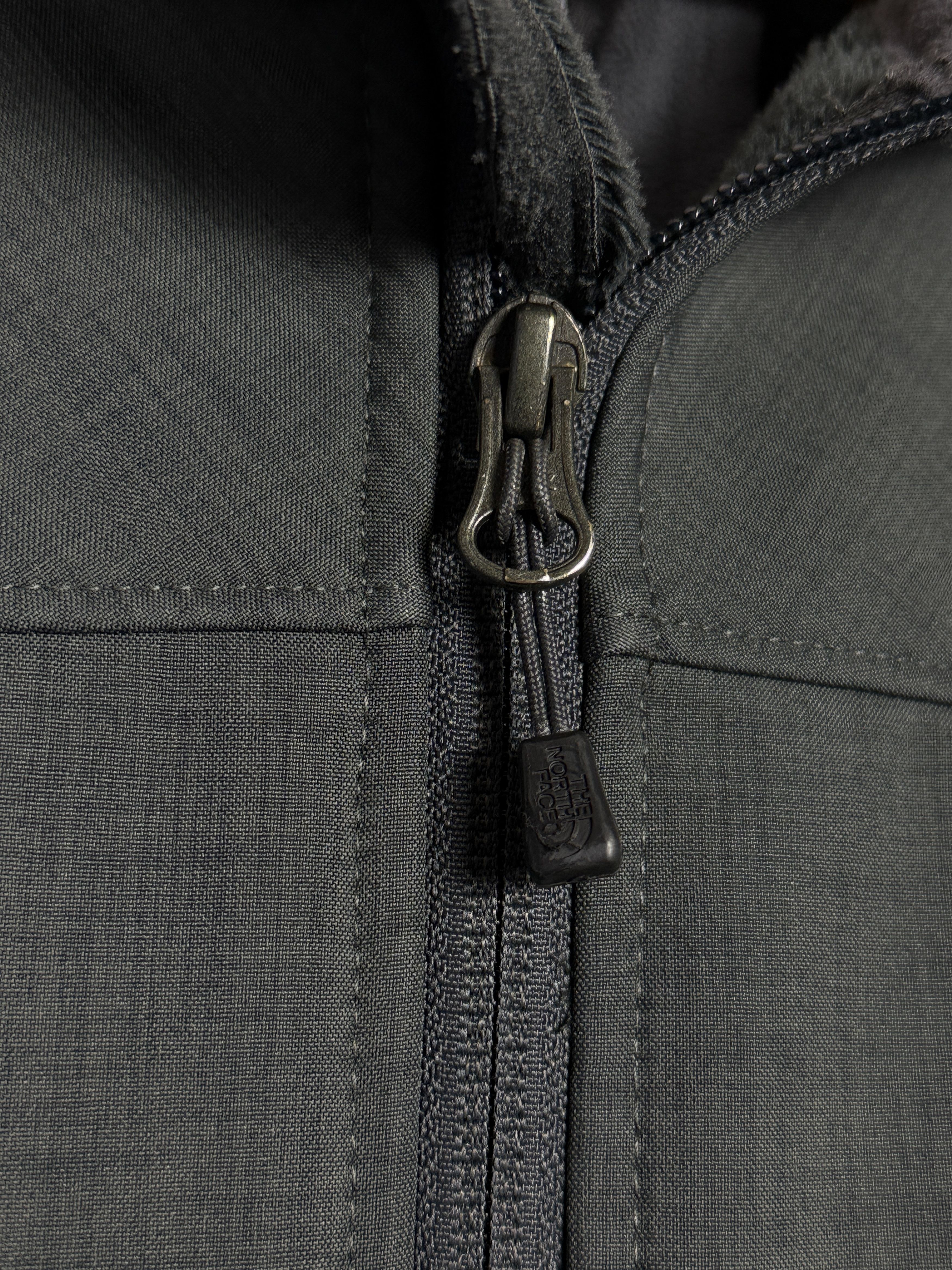 The North Face The North Face grey black softshell jacket zip-upTNF zip Size US XL / EU 56 / 4 - 4 Thumbnail