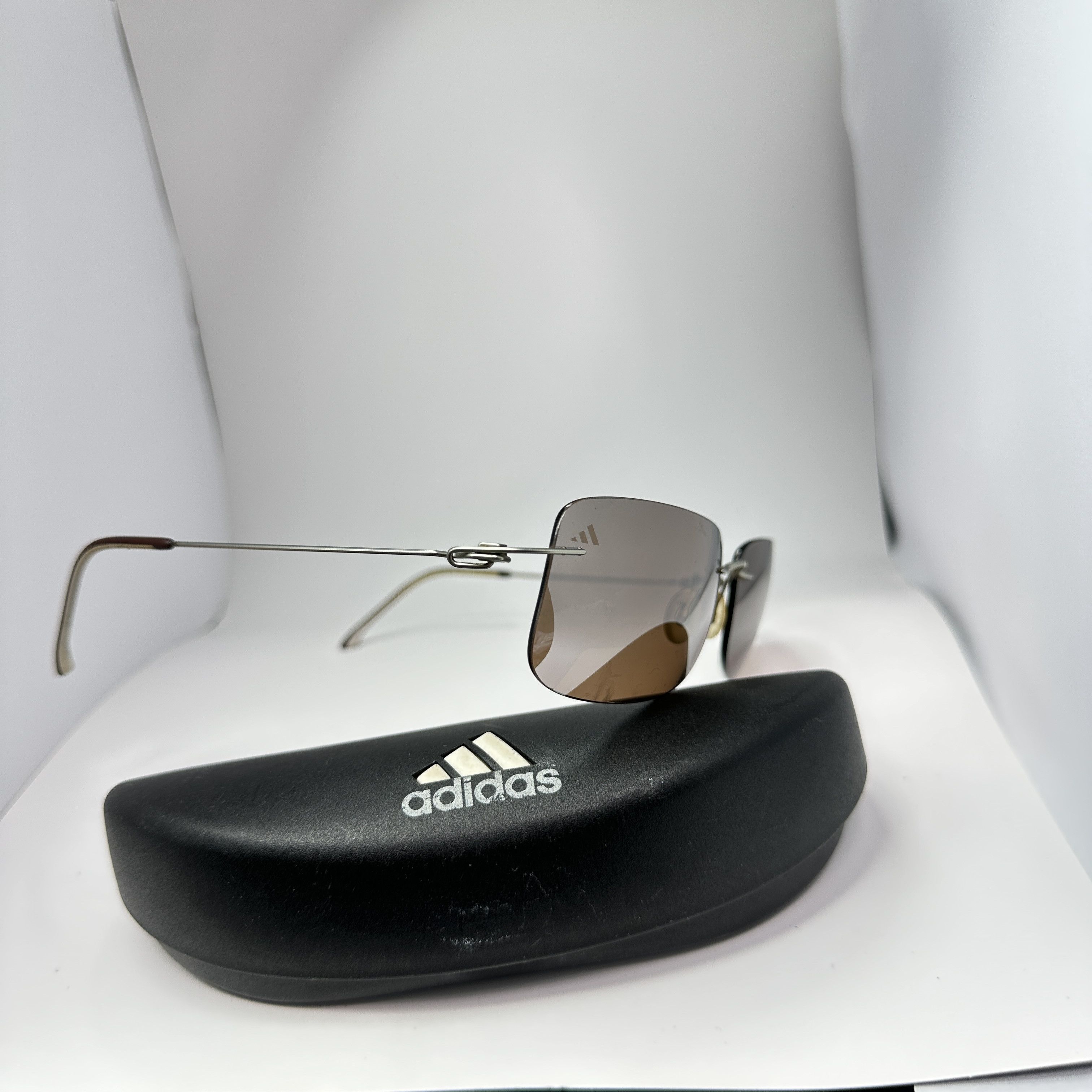 Adidas Vintage Streetwear Old School Adidas Sunglasses 00s Size ONE SIZE - 8 Thumbnail
