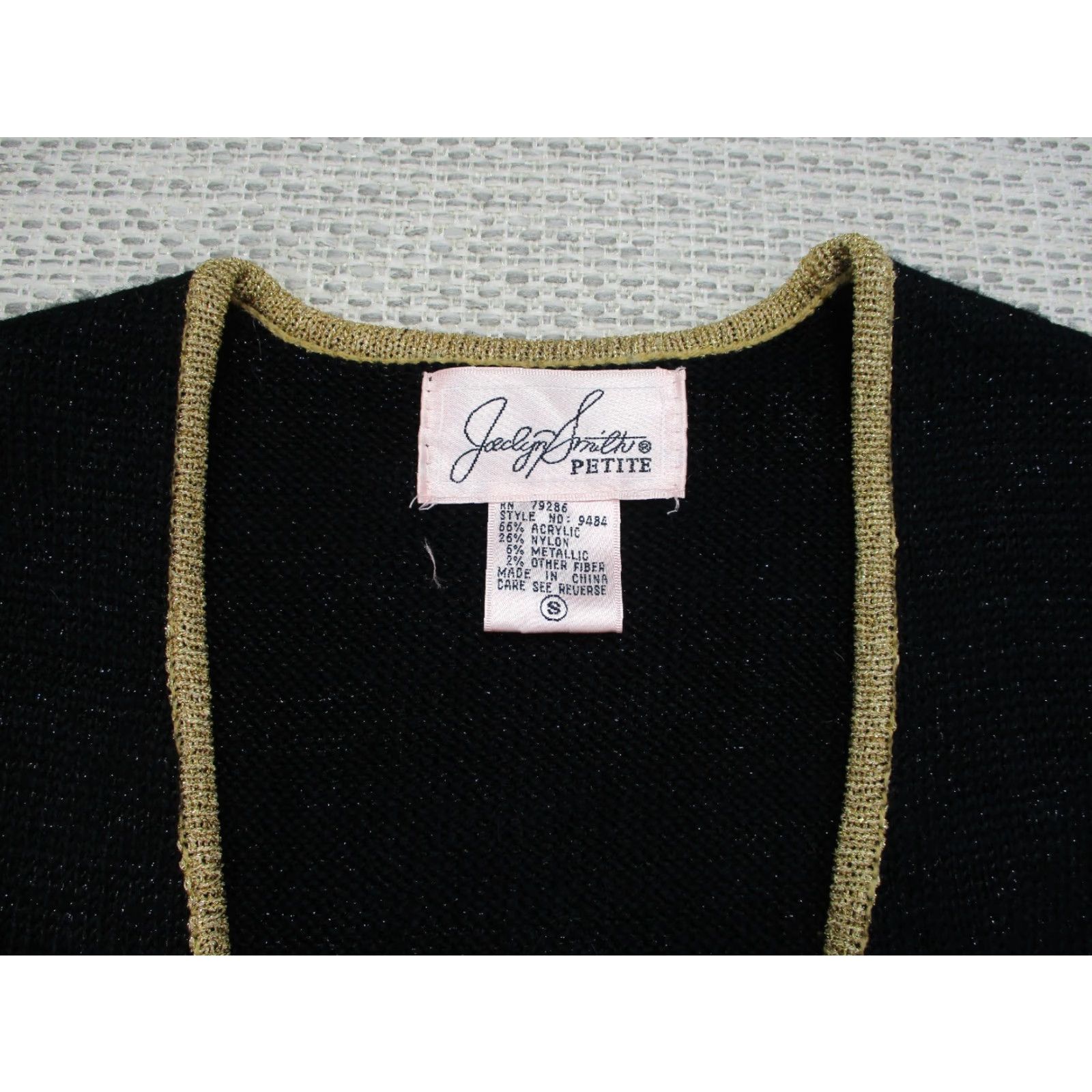 Vintage VTG Jaclyn Smith Sweater Vest Shirt Sleeveless S Black Knit Embroidered Pearl Floral Women's 90s Vintage Theme Size S / US 4 / IT 40 - 3 Thumbnail