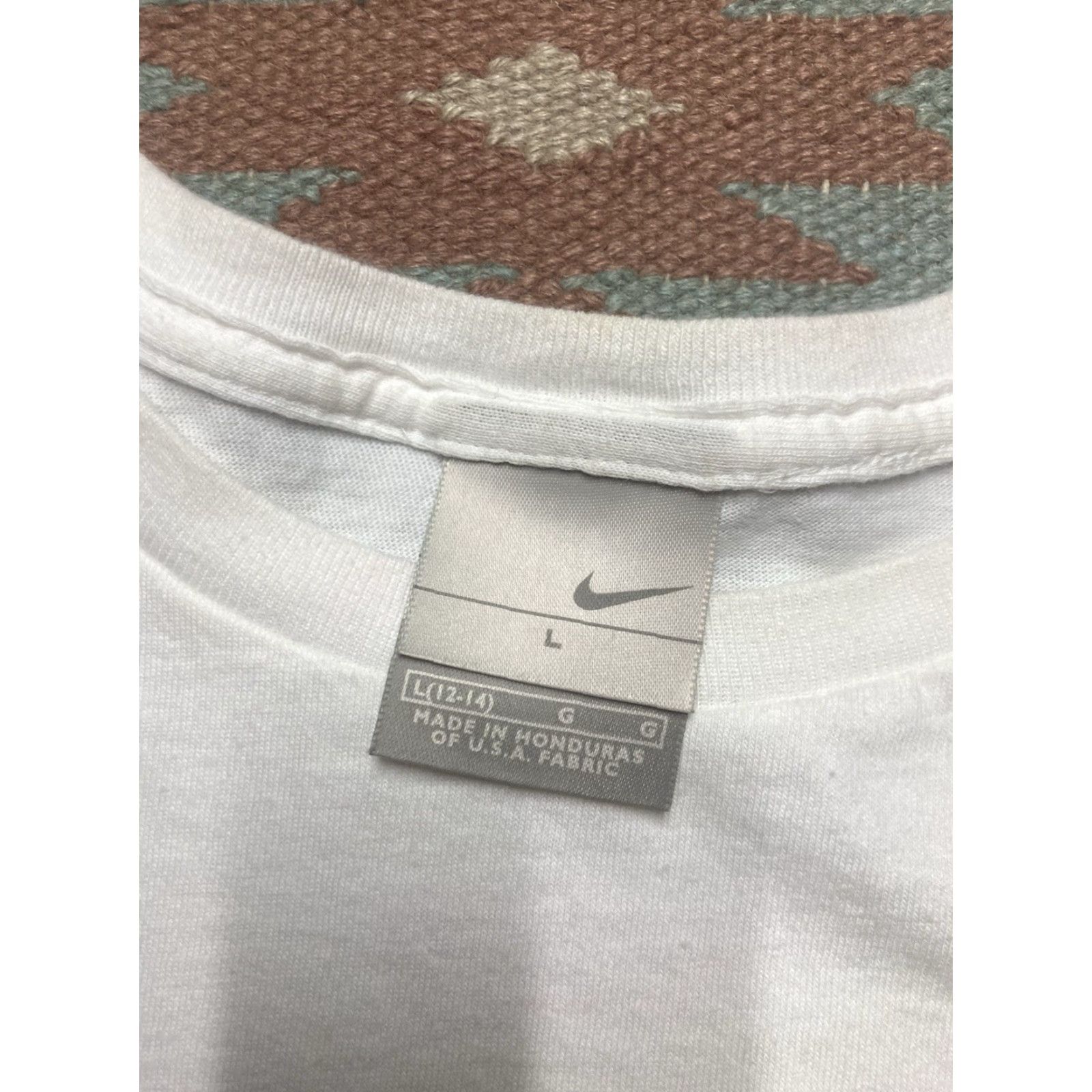 Nike VINTAGE Nike graphic t shirt queen of my world swoosh check femme Women’s Large Size L / US 10 / IT 46 - 3 Thumbnail
