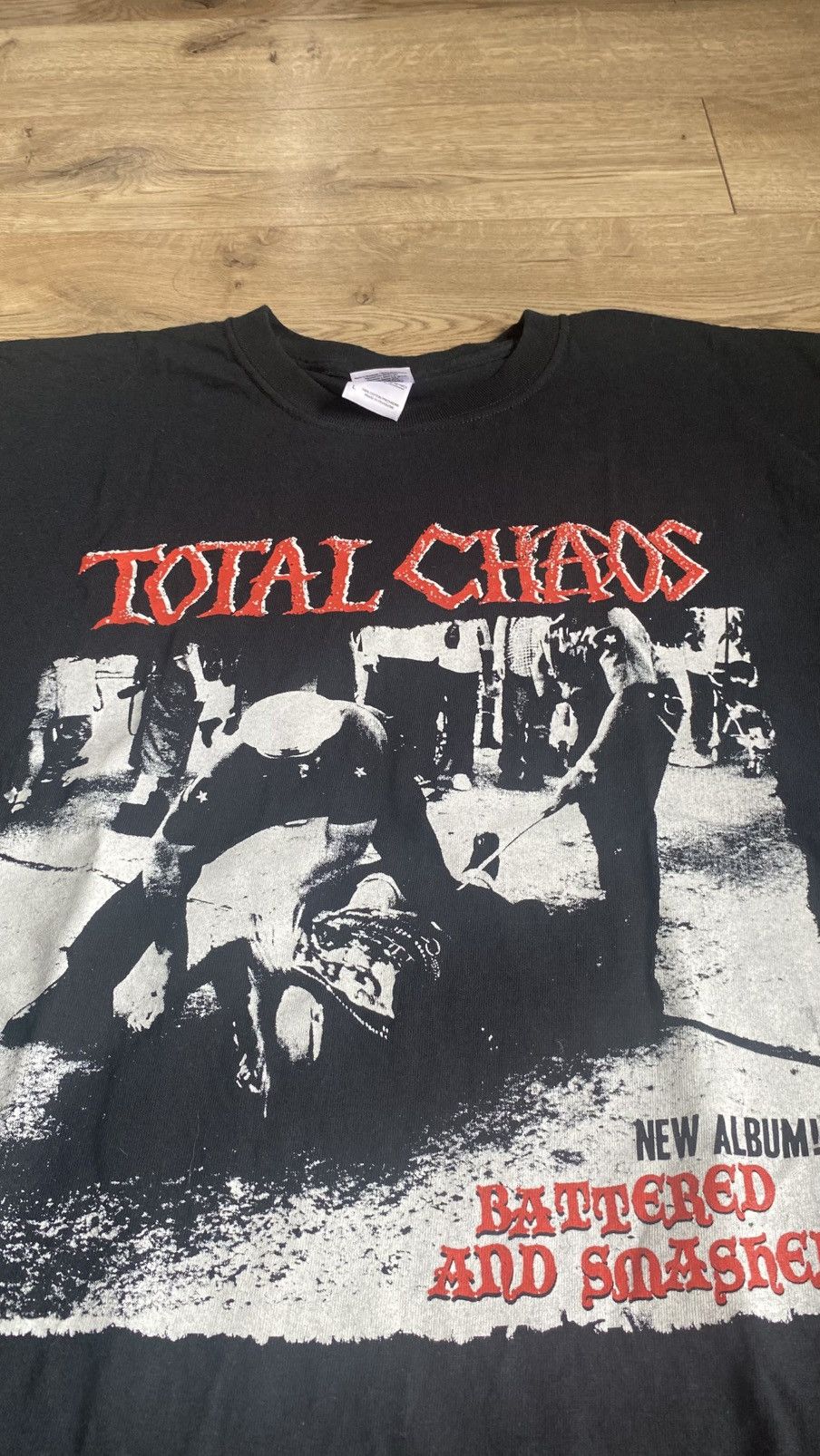 Other Total Chaos Battered and Smashed merch tee Size US L / EU 52-54 / 3 - 2 Thumbnail
