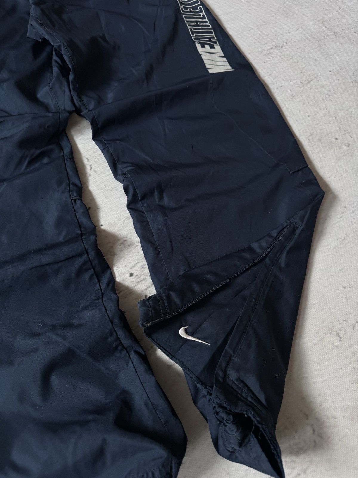 Nike × Vintage NIKE NYLON VINTAGE Y2K OVERSIZE BAGGY FIT PANTS SWEATPANTS Size US 34 / EU 50 - 3 Thumbnail
