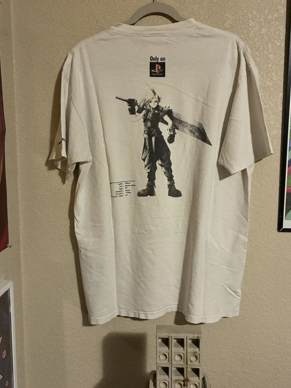 Vintage Vintage Final Fantasy Promo T-shirt Size US XL / EU 56 / 4 - 2 Thumbnail