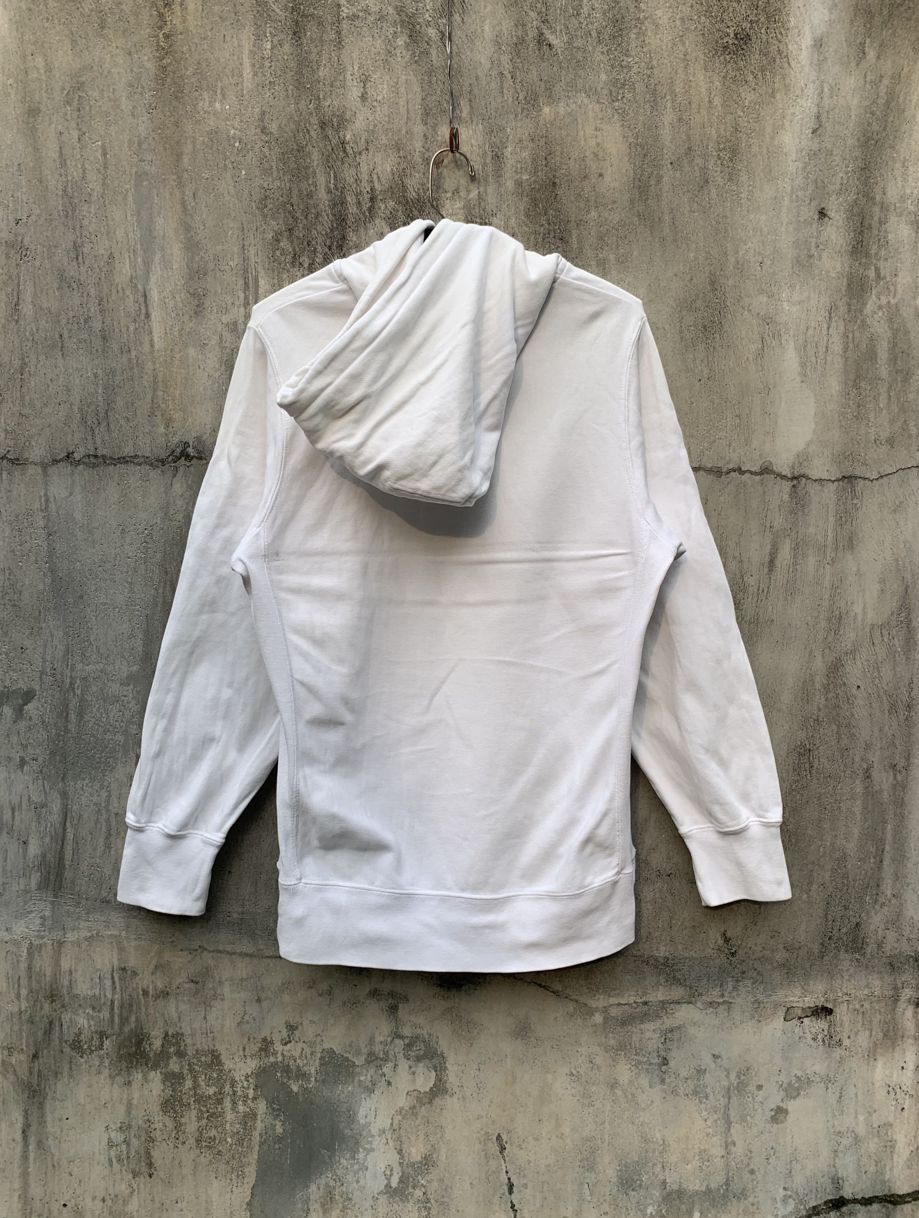 Undercover AW2006 UNDERCOVER GURUGURU White Hoodie Size US M / EU 48-50 / 2 - 7 Thumbnail