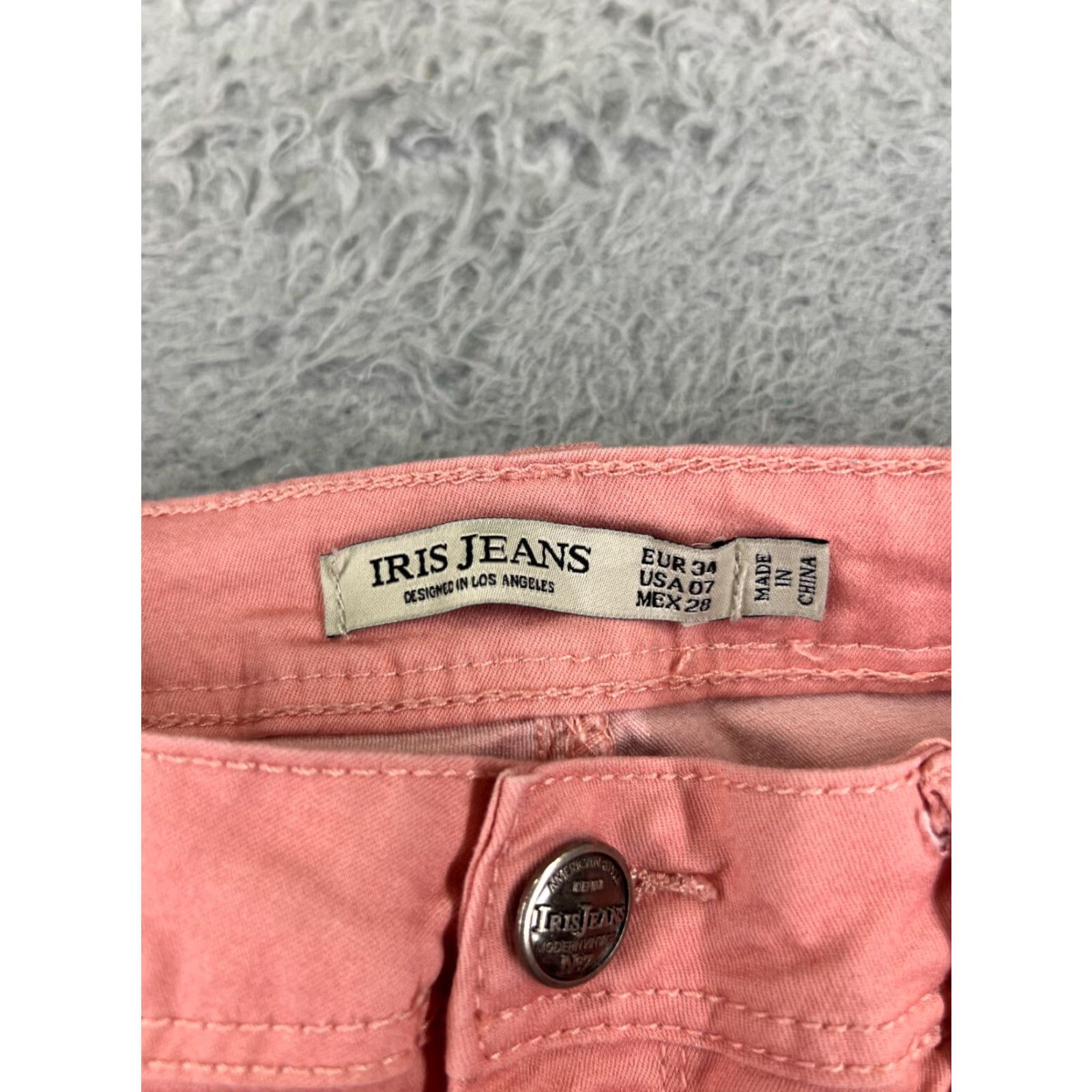 Vintage IRIS Jeans Pants Womens Pink Denim Straight 24x27 Low Rise 7 Regular Cotton Blend 5-Pocket Design Distressed Embroidered Zipper Button Men/Women Size 28" / US 6 / IT 42 - 6 Thumbnail