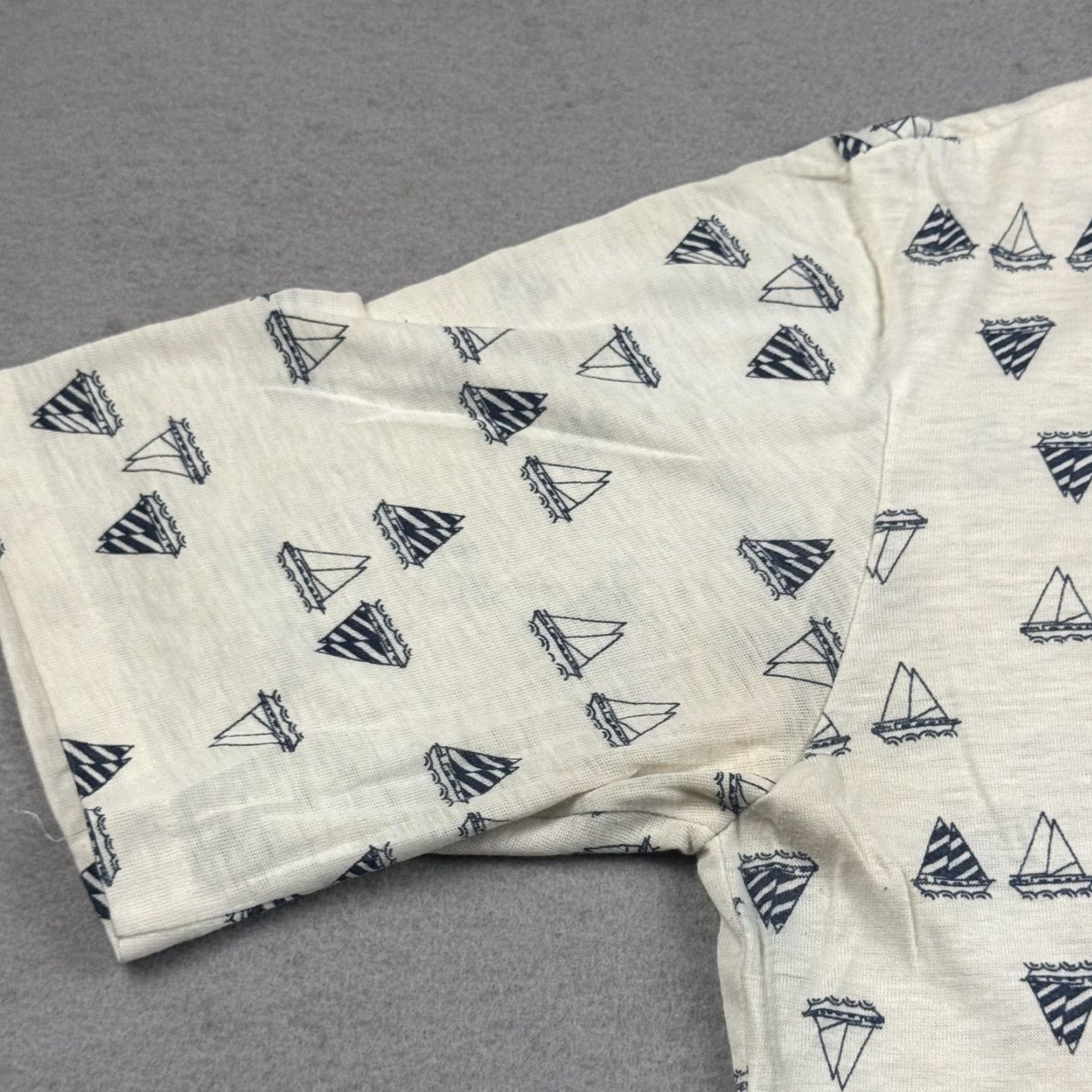 Jantzen VINTAGE Jantzen Polo Shirt Mens Medium White Sailboat Print Nautical Beachwear 70s Mens Size US M / EU 48-50 / 2 - 3 Thumbnail