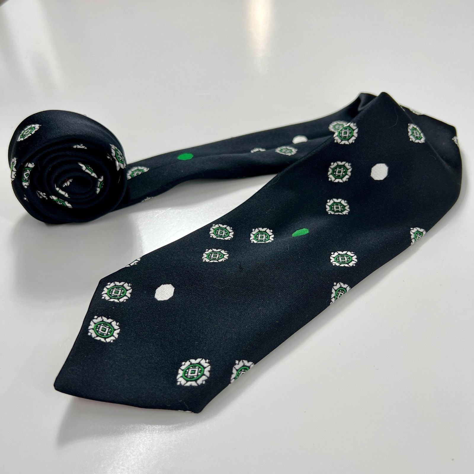 Givenchy Givenchy Gentlemen Paris Men's Neck Tie Black White Necktie Size ONE SIZE - 4 Thumbnail