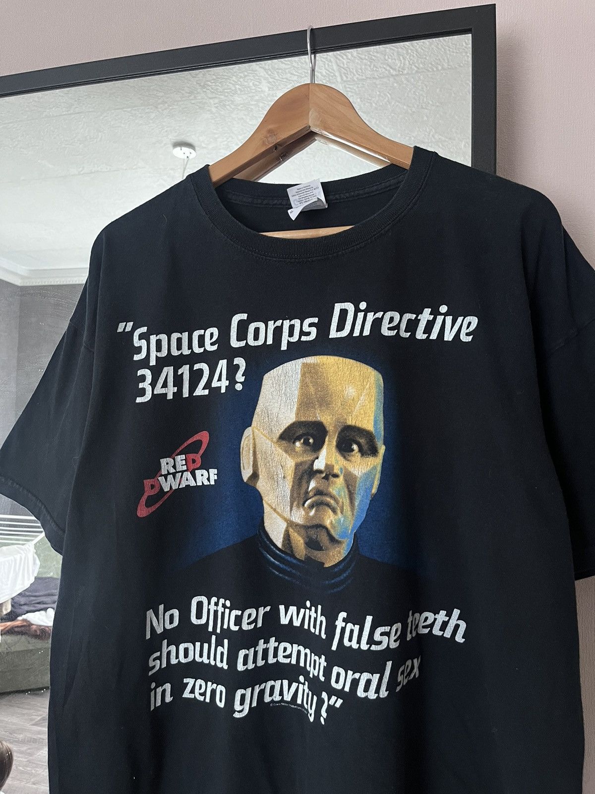 Vintage VINTAGE 00S RED DWARF AMAZING FADED RARE BOXY T SHIRT Size US XL / EU 56 / 4 - 2 Thumbnail